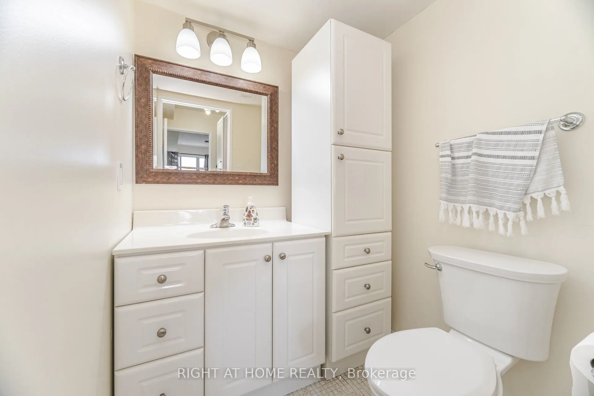 1580 Mississauga Valley Boulevard, #310