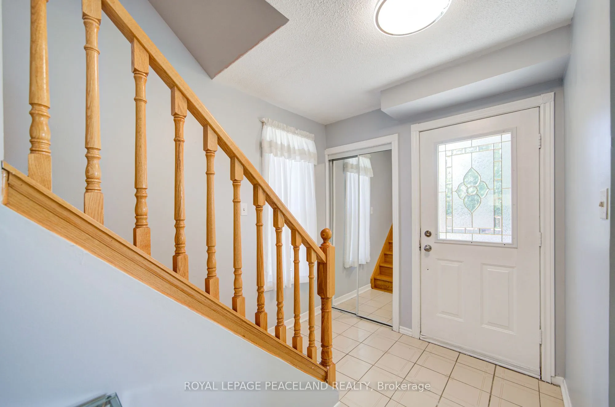 718 Eaglemount Crescent