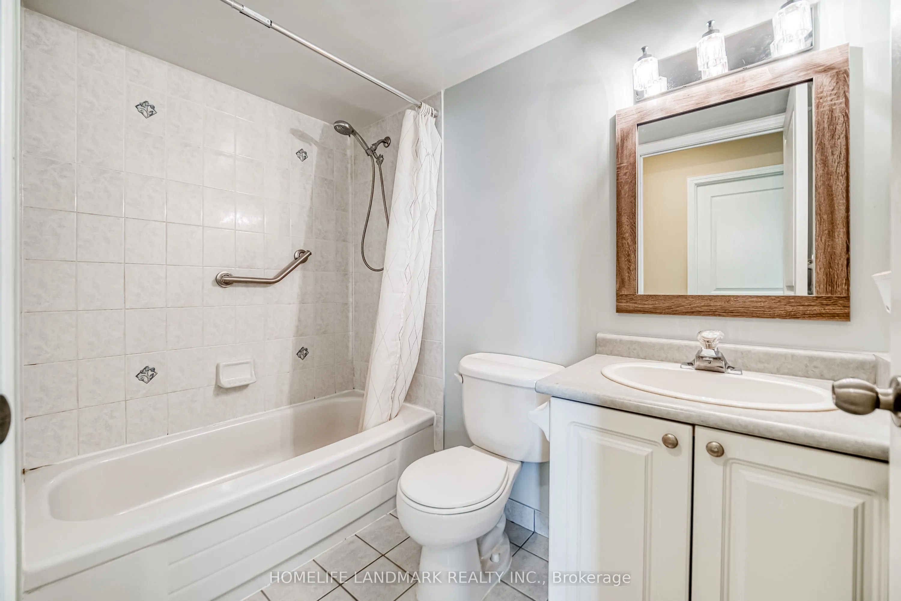 2545 Erin Centre Boulevard, #908