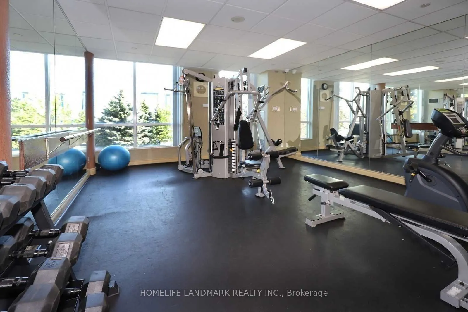 2545 Erin Centre Boulevard, #908