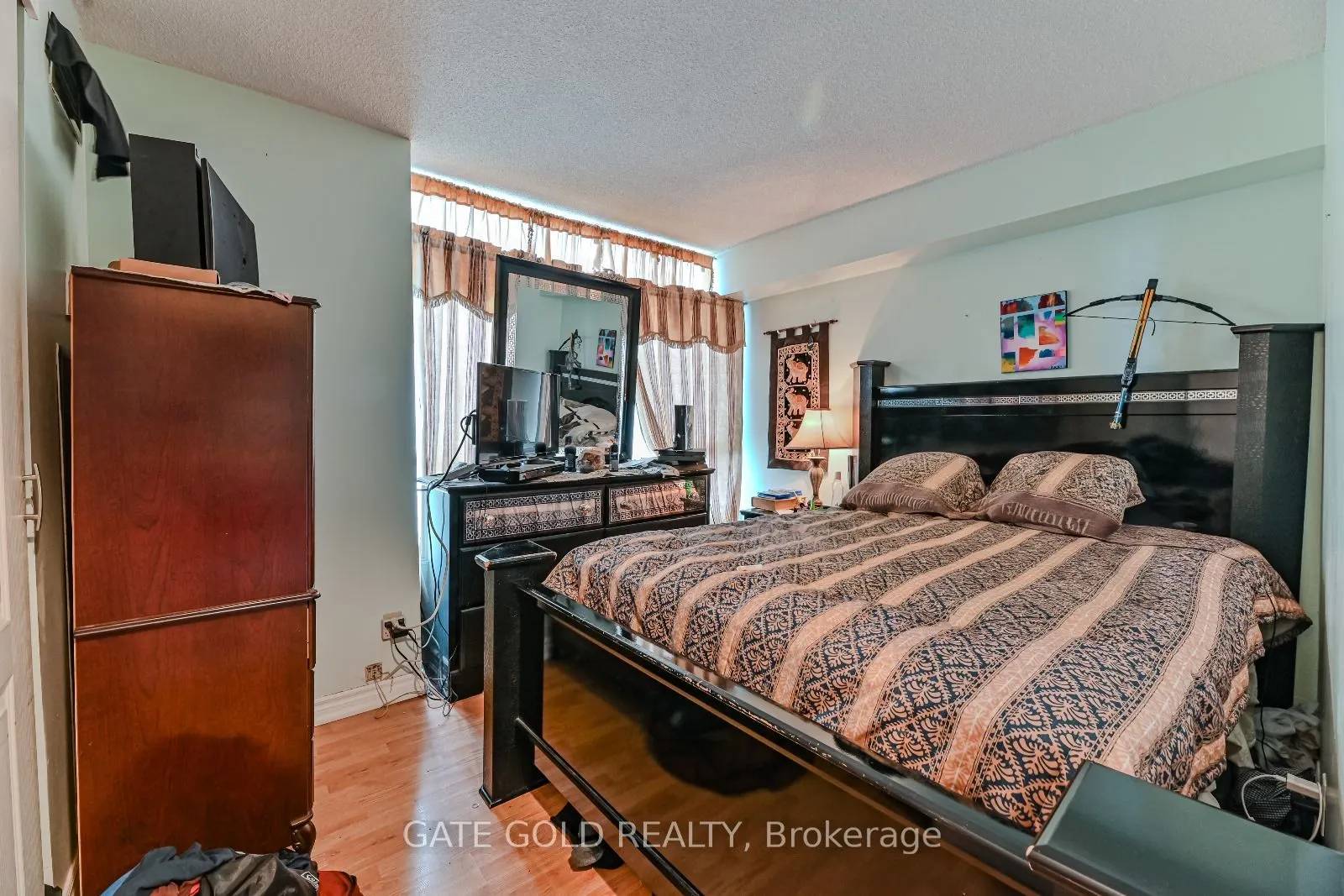 2470 Eglinton Avenue W, #706