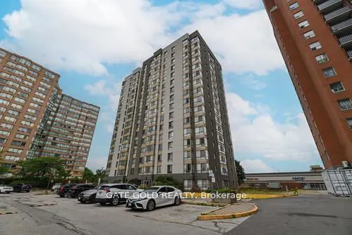 2470 Eglinton Avenue W, #706