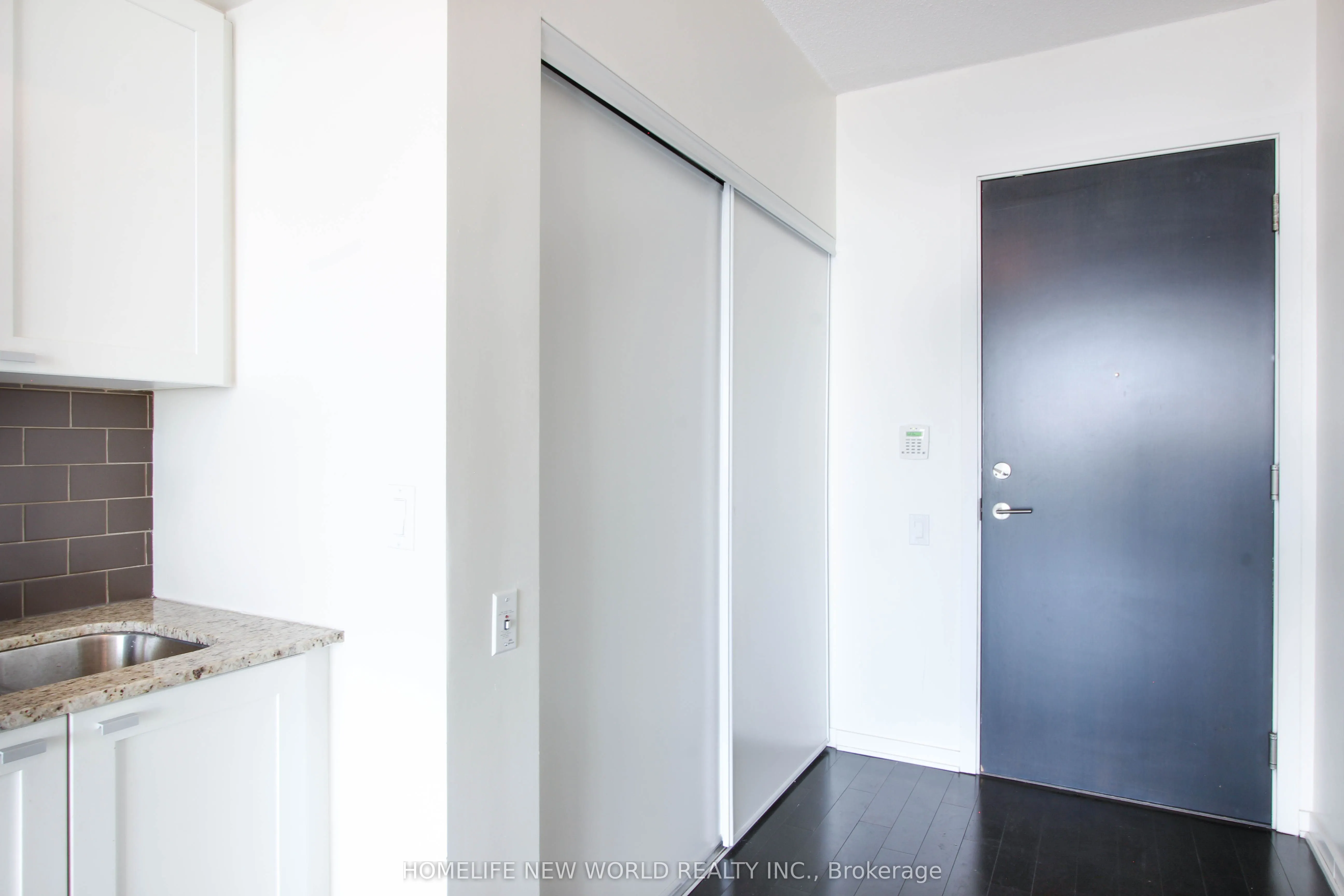 105 The Queensway, #3309