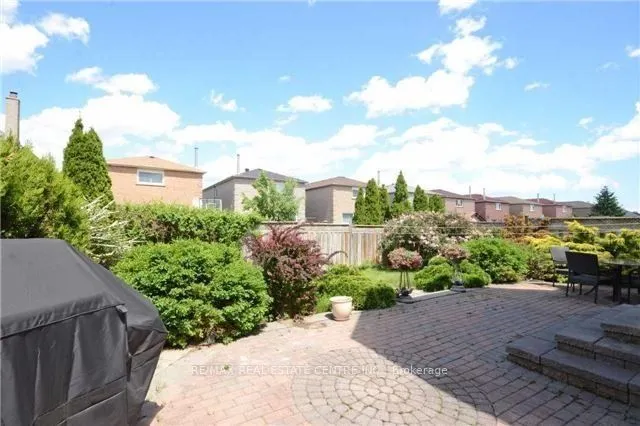 3557 Old Orchard Park Drive