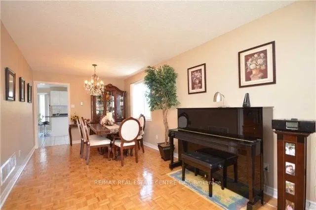 3557 Old Orchard Park Drive