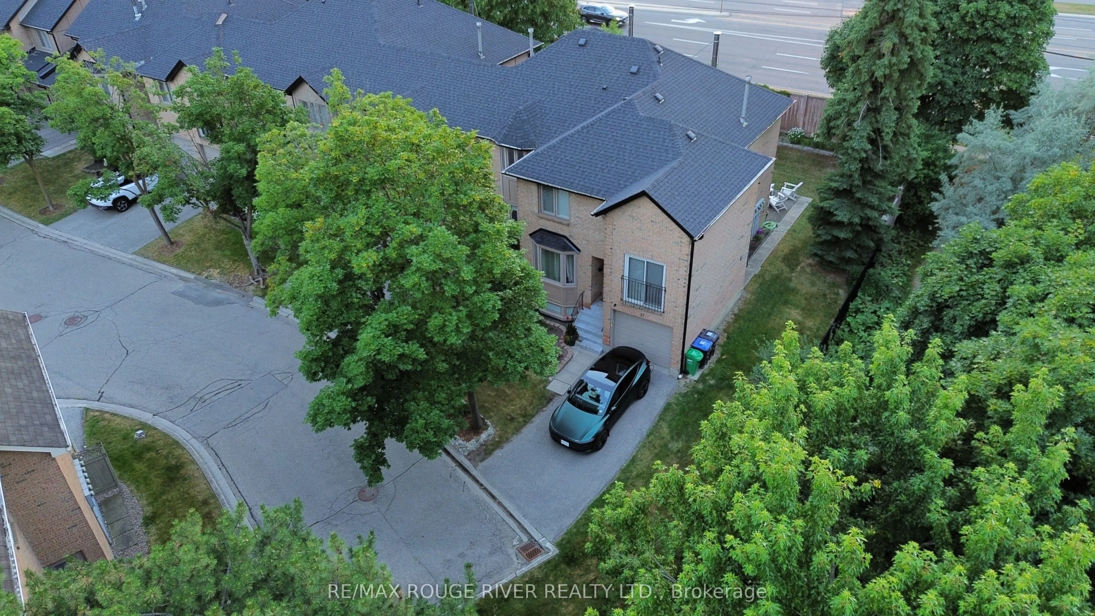4635 Regents Terrace, #37