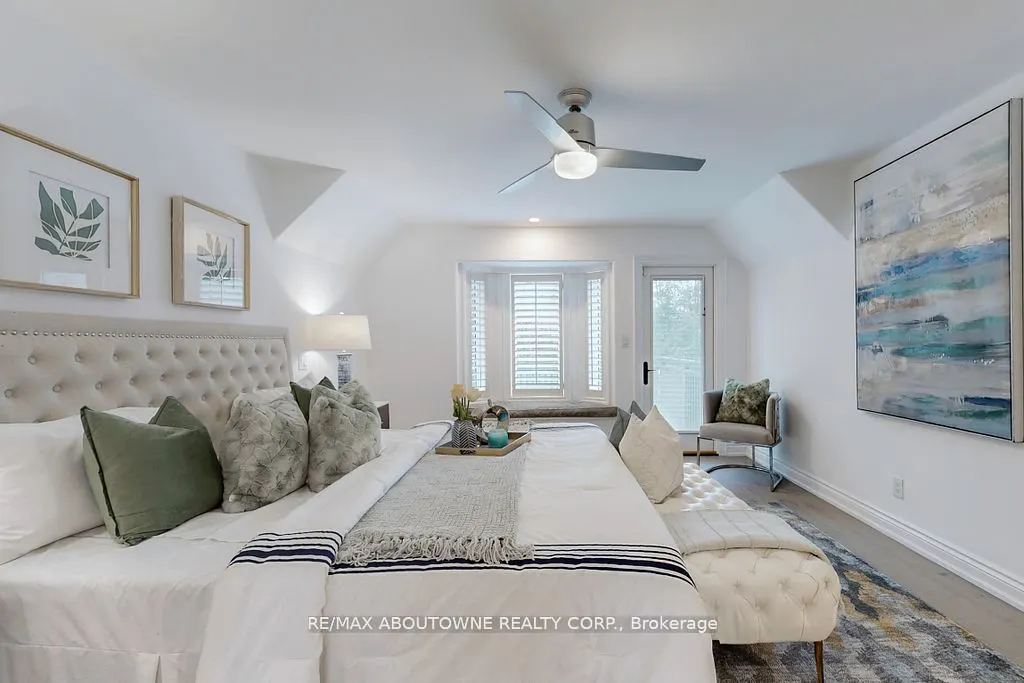 116 Parkwood Court