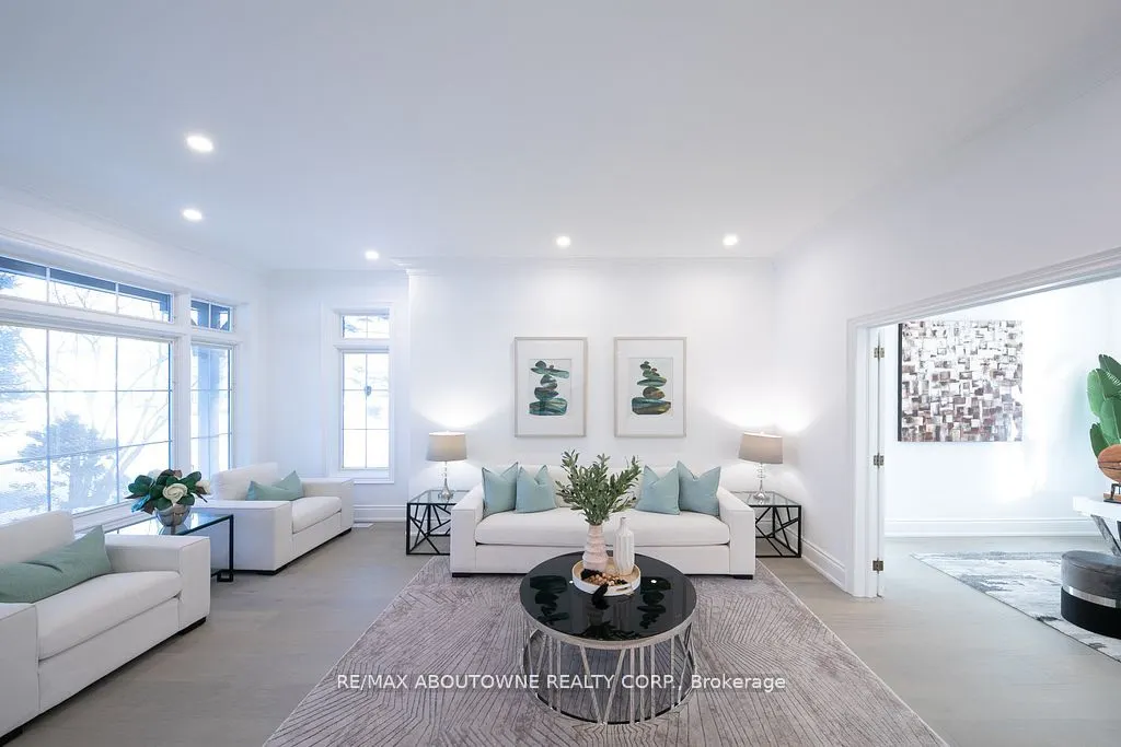 116 Parkwood Court