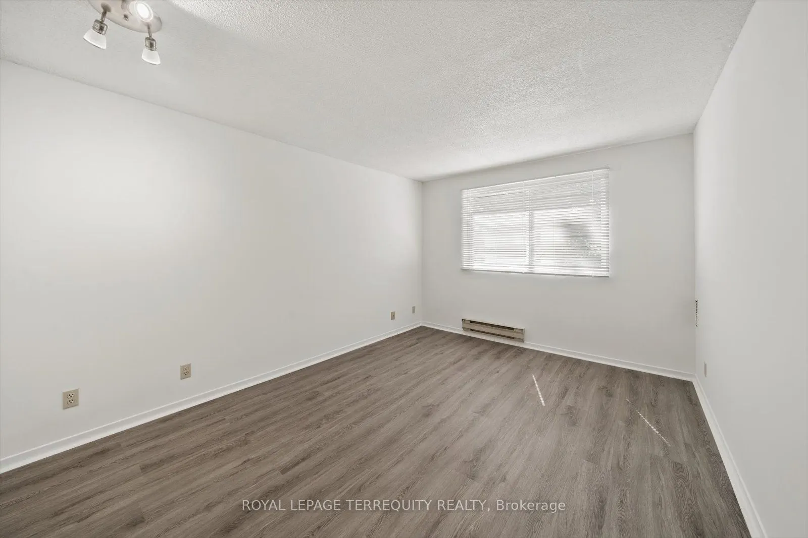 1275 Cornerbrook Place, #208