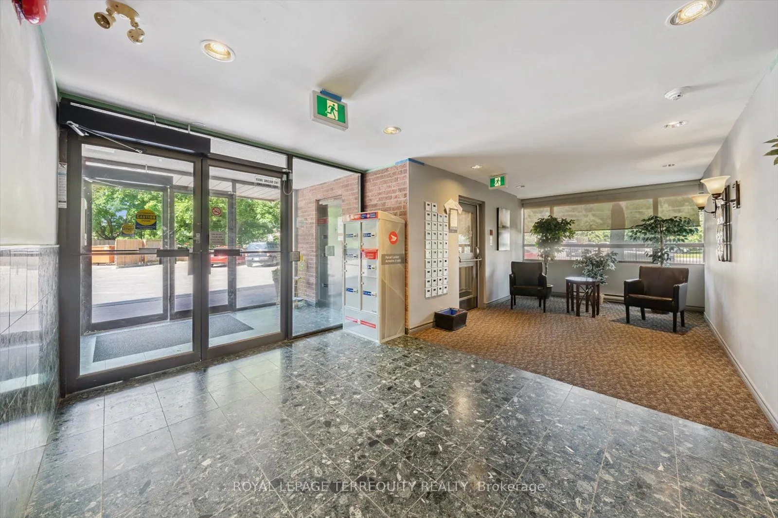 1275 Cornerbrook Place, #208