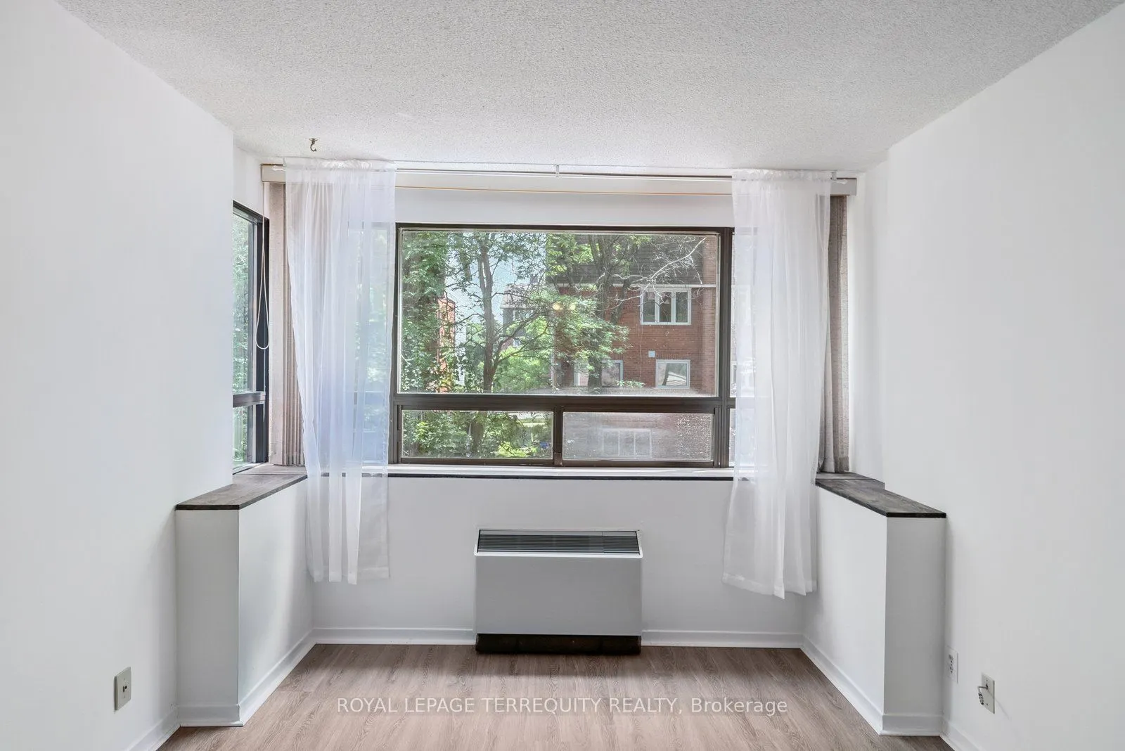 1275 Cornerbrook Place, #208