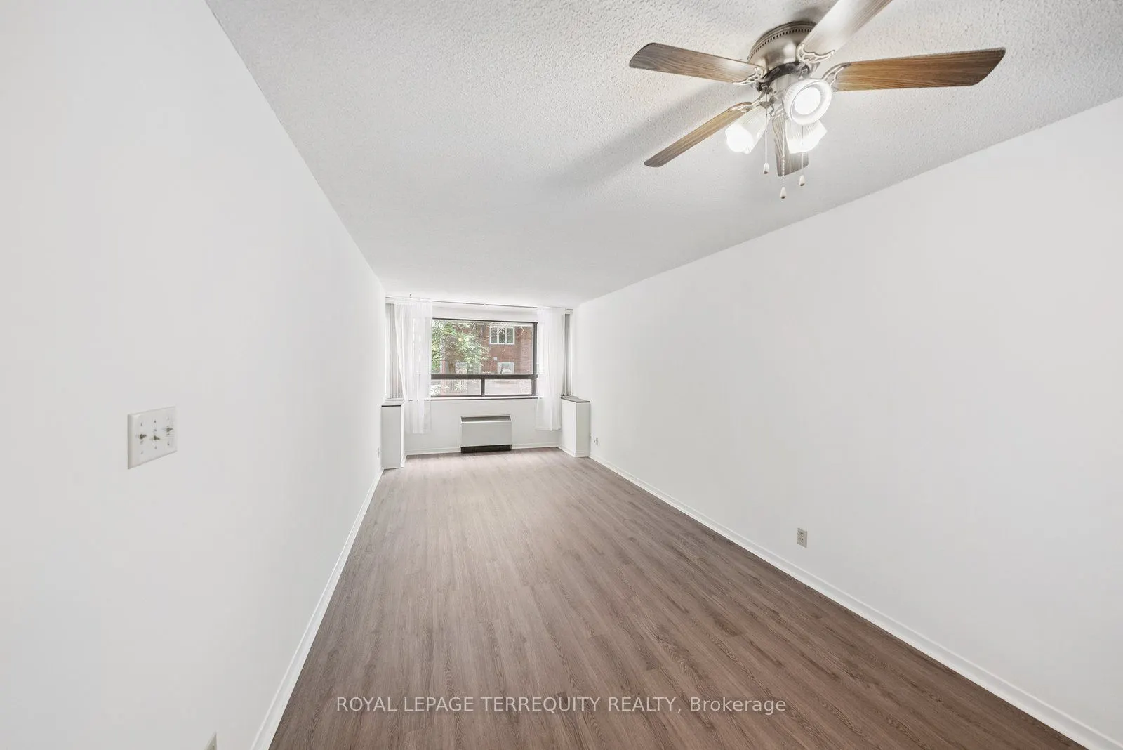 1275 Cornerbrook Place, #208