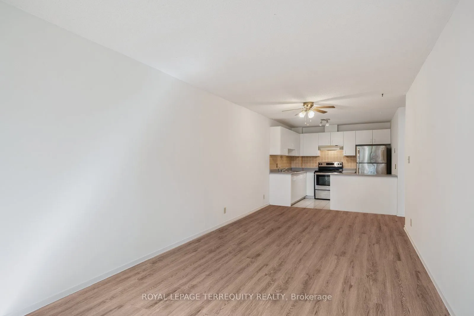 1275 Cornerbrook Place, #208