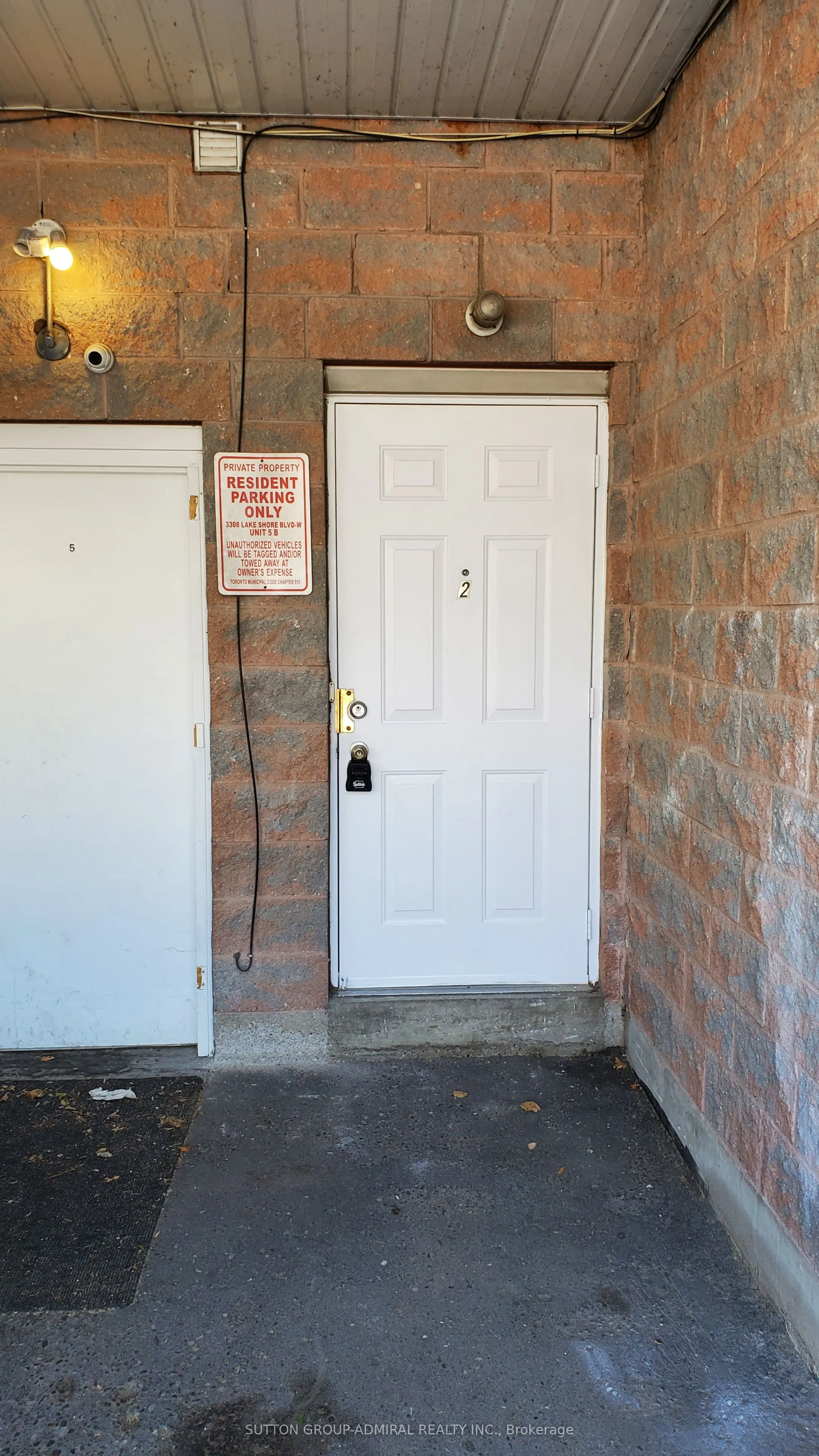 3308 LAKE SHORE Boulevard W, #5 NORTH