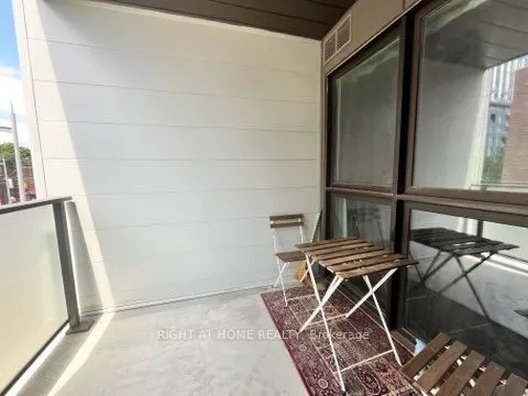 385 Osler Street, #207
