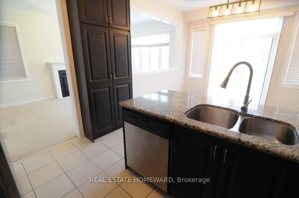 6 Hammerhead Road
