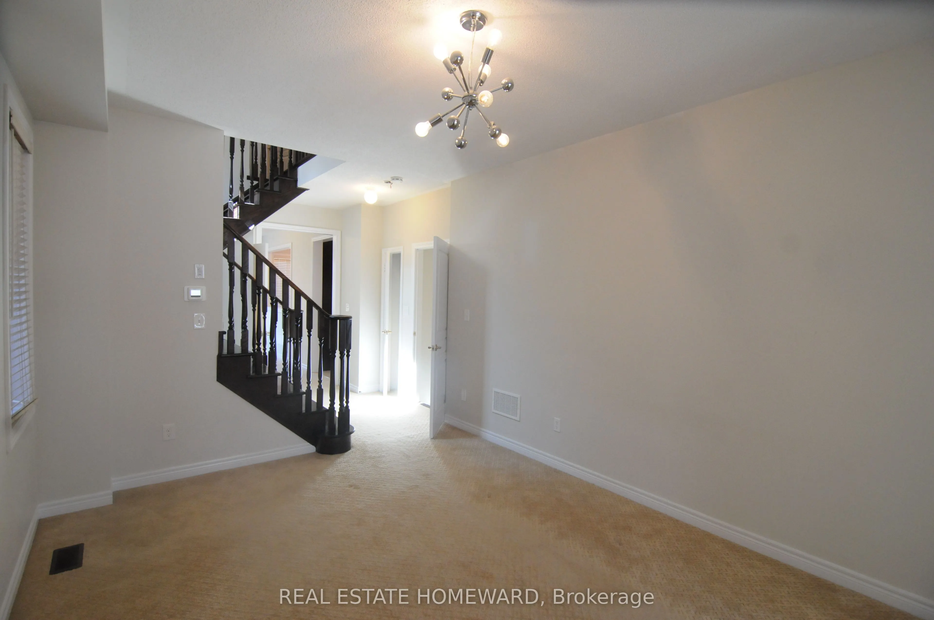 6 Hammerhead Road