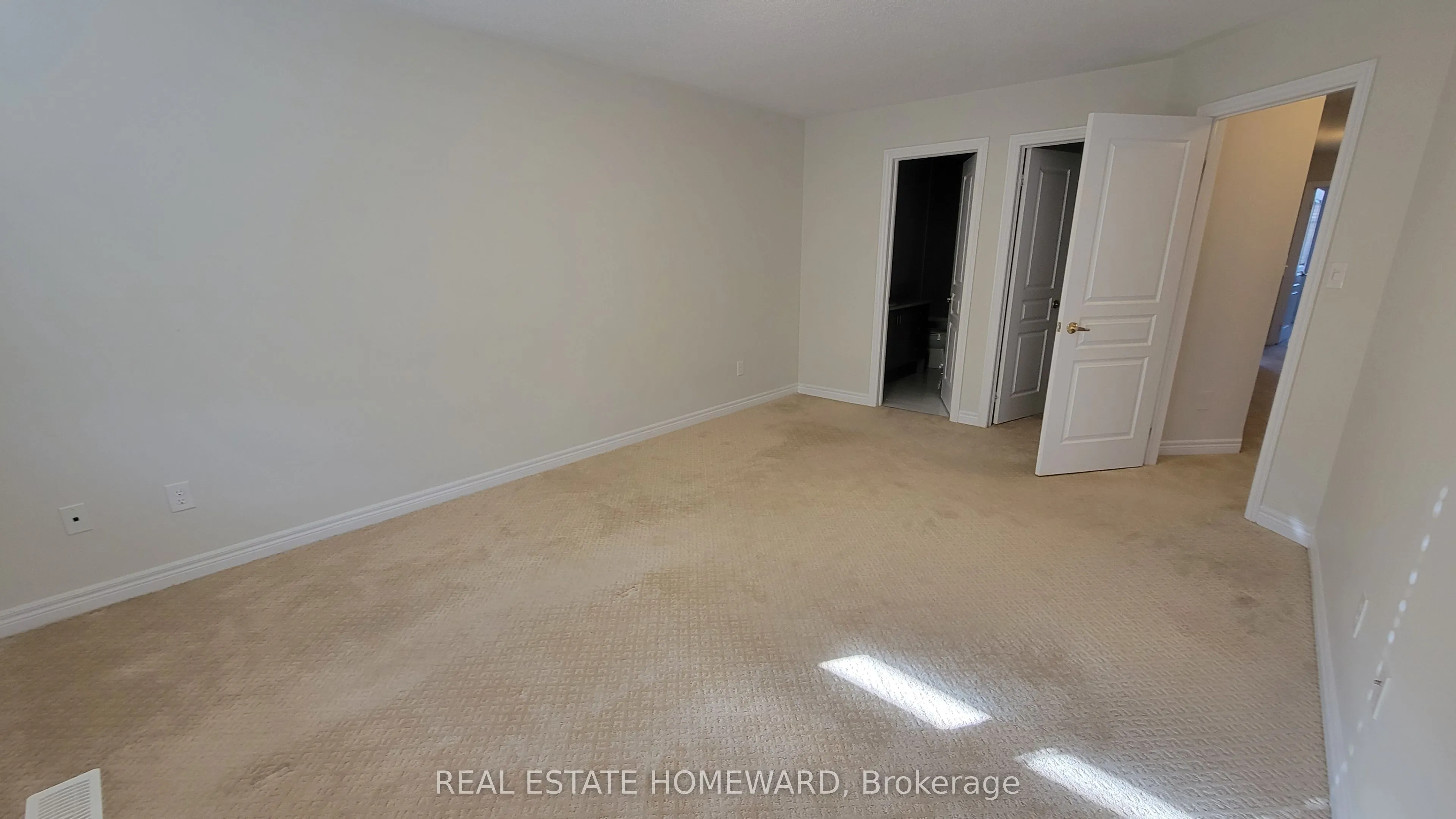 6 Hammerhead Road