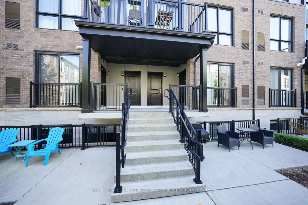 1208 Main Street E, #207