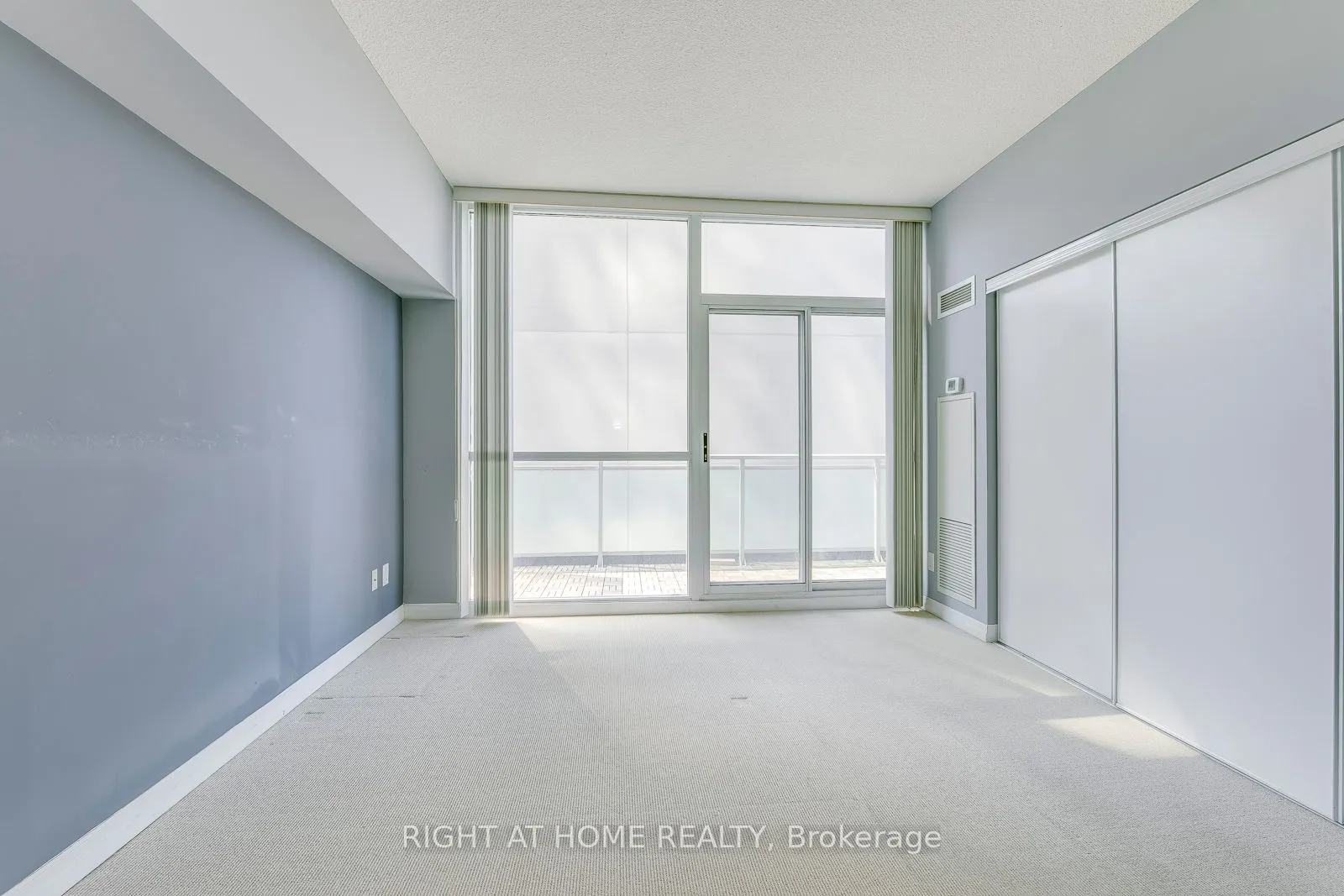 223 Webb Drive, #802