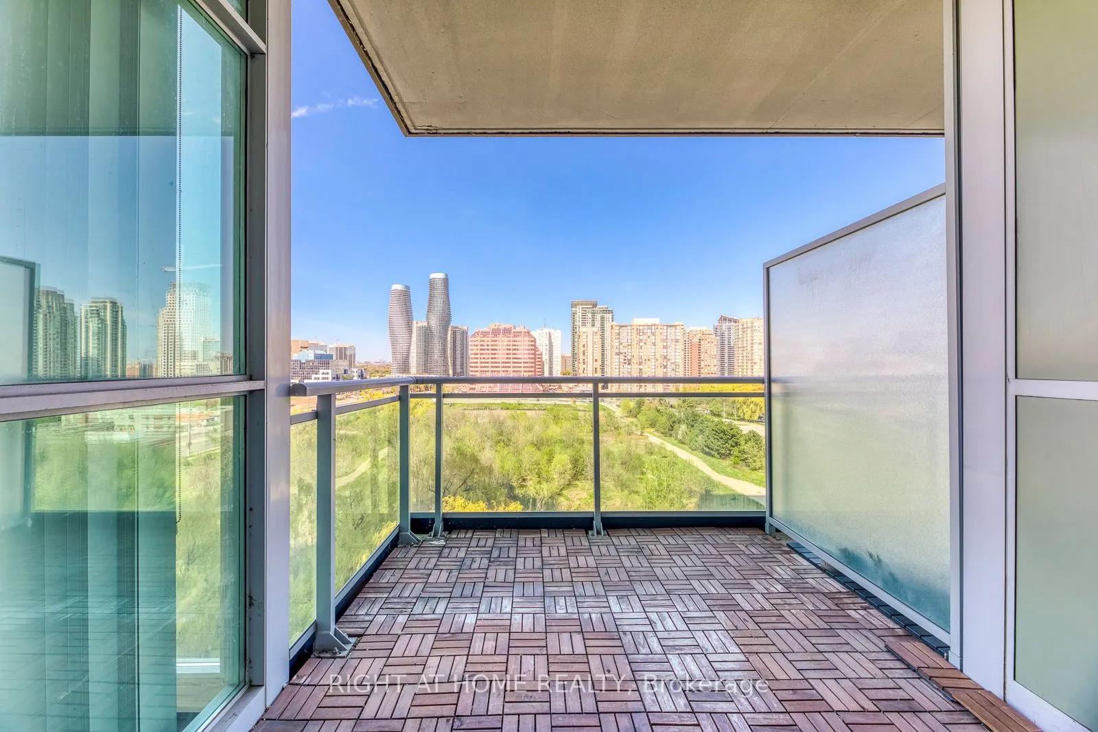 223 Webb Drive, #802