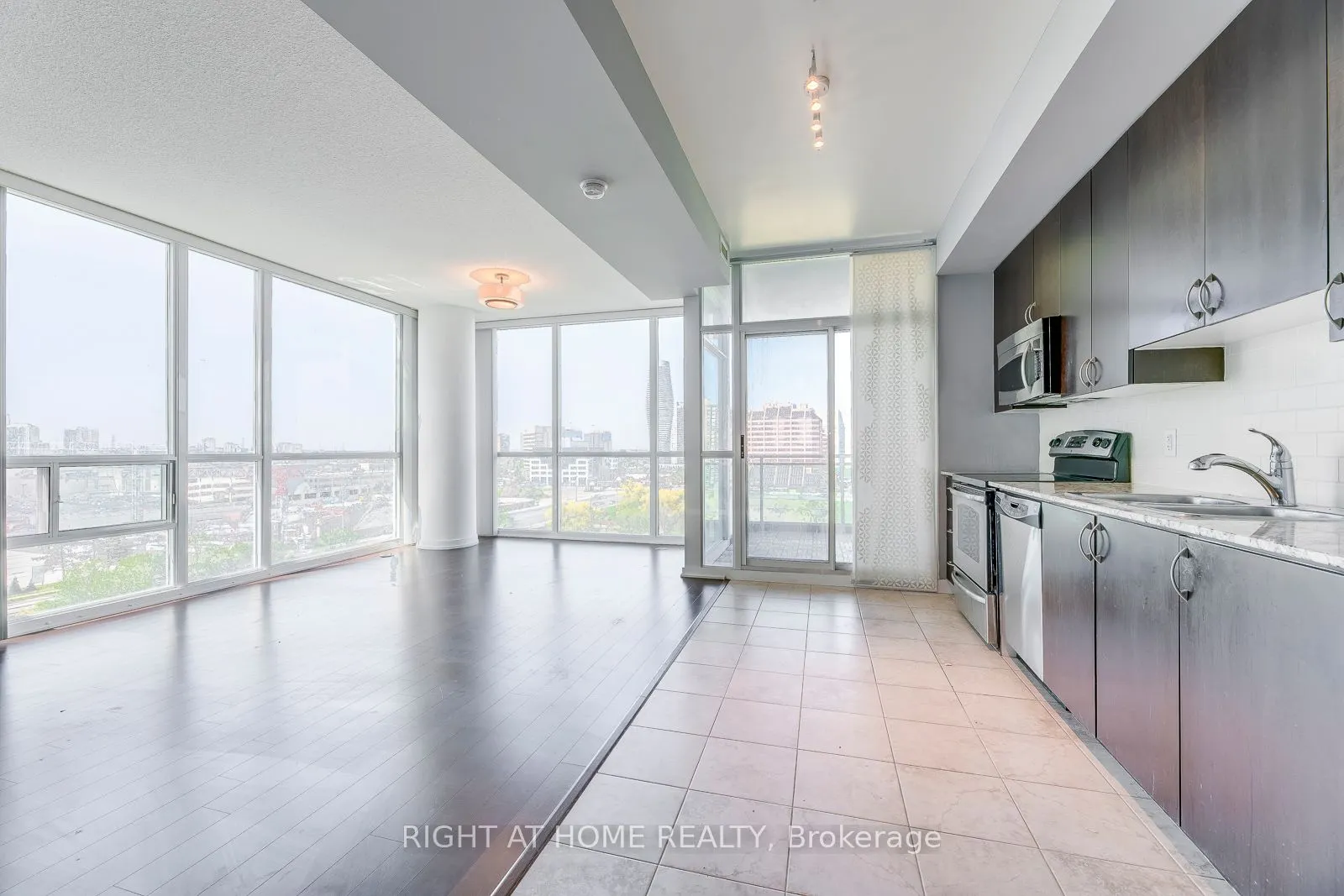 223 Webb Drive, #802