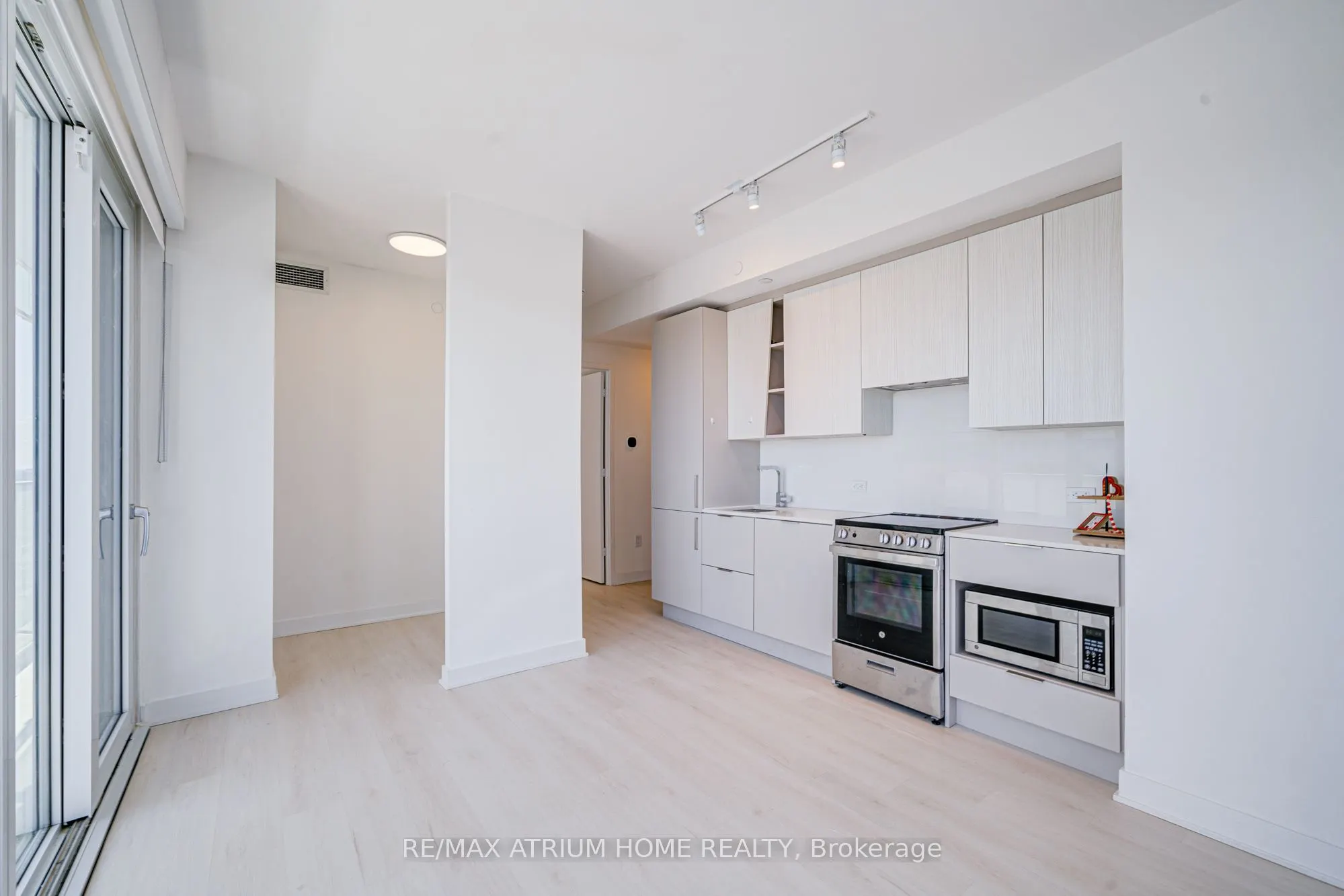 3900 Confederation Parkway E, #2503