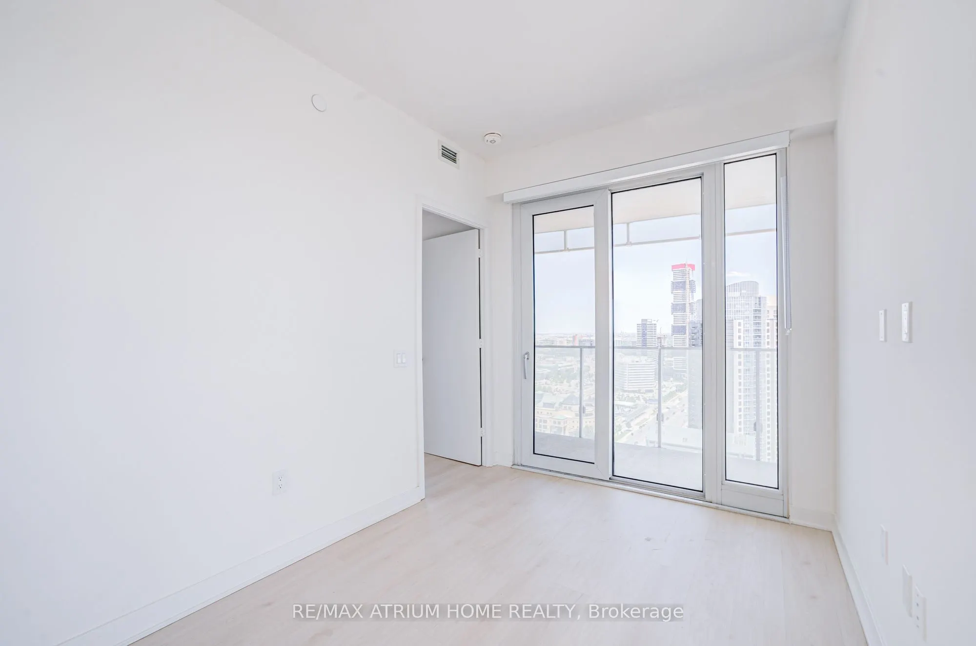 3900 Confederation Parkway E, #2503