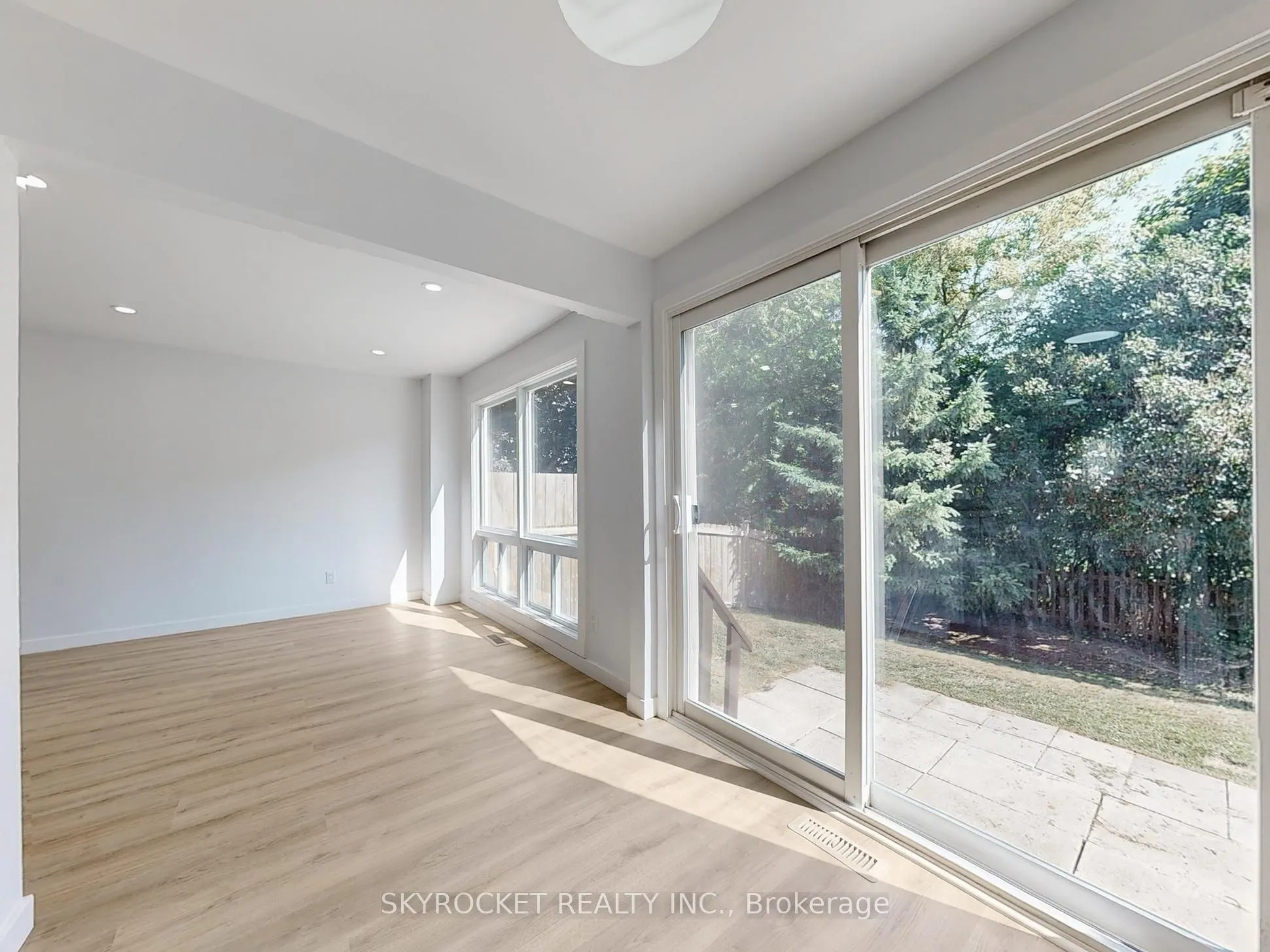 125 Bythia Street