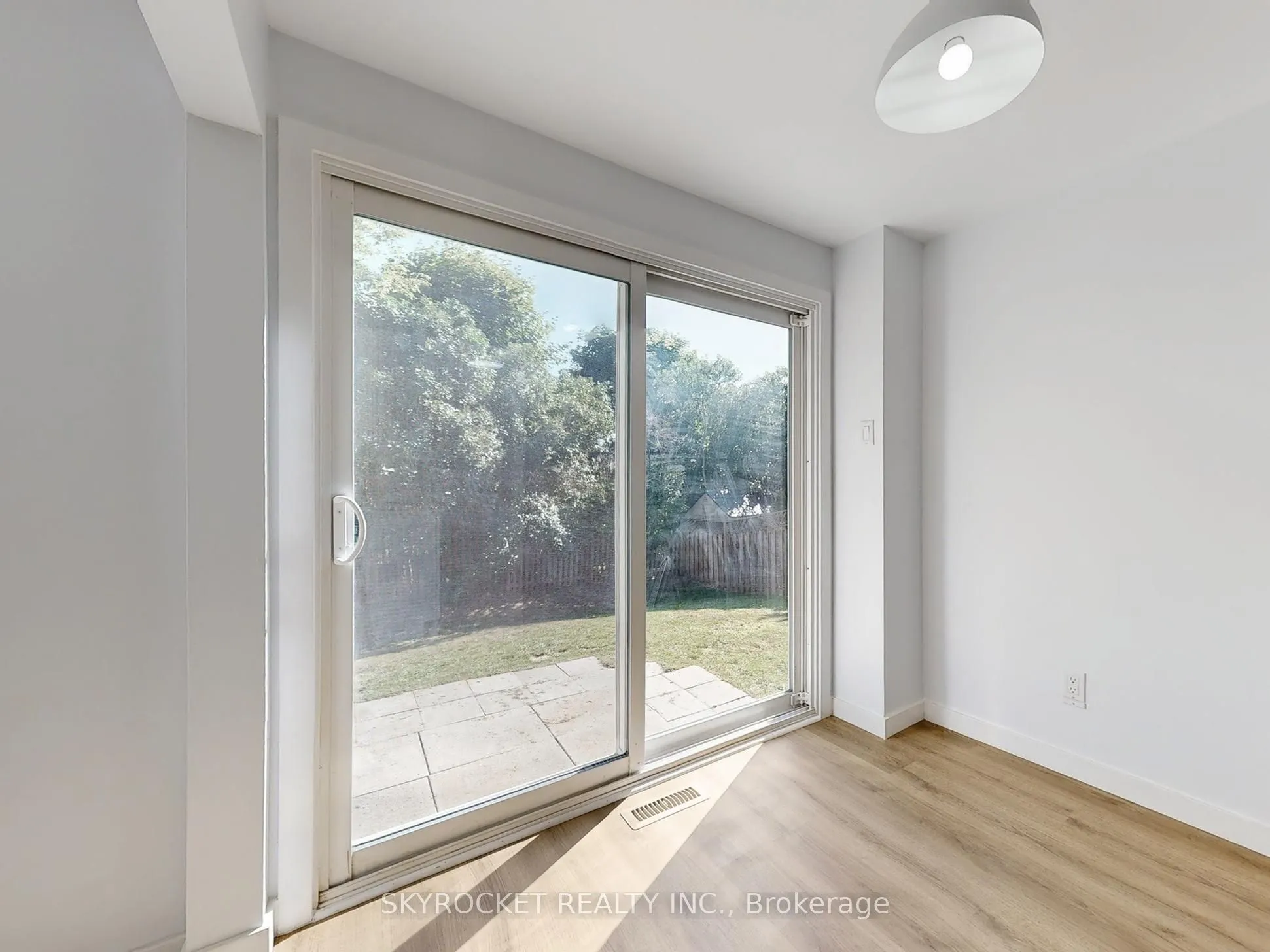 125 Bythia Street