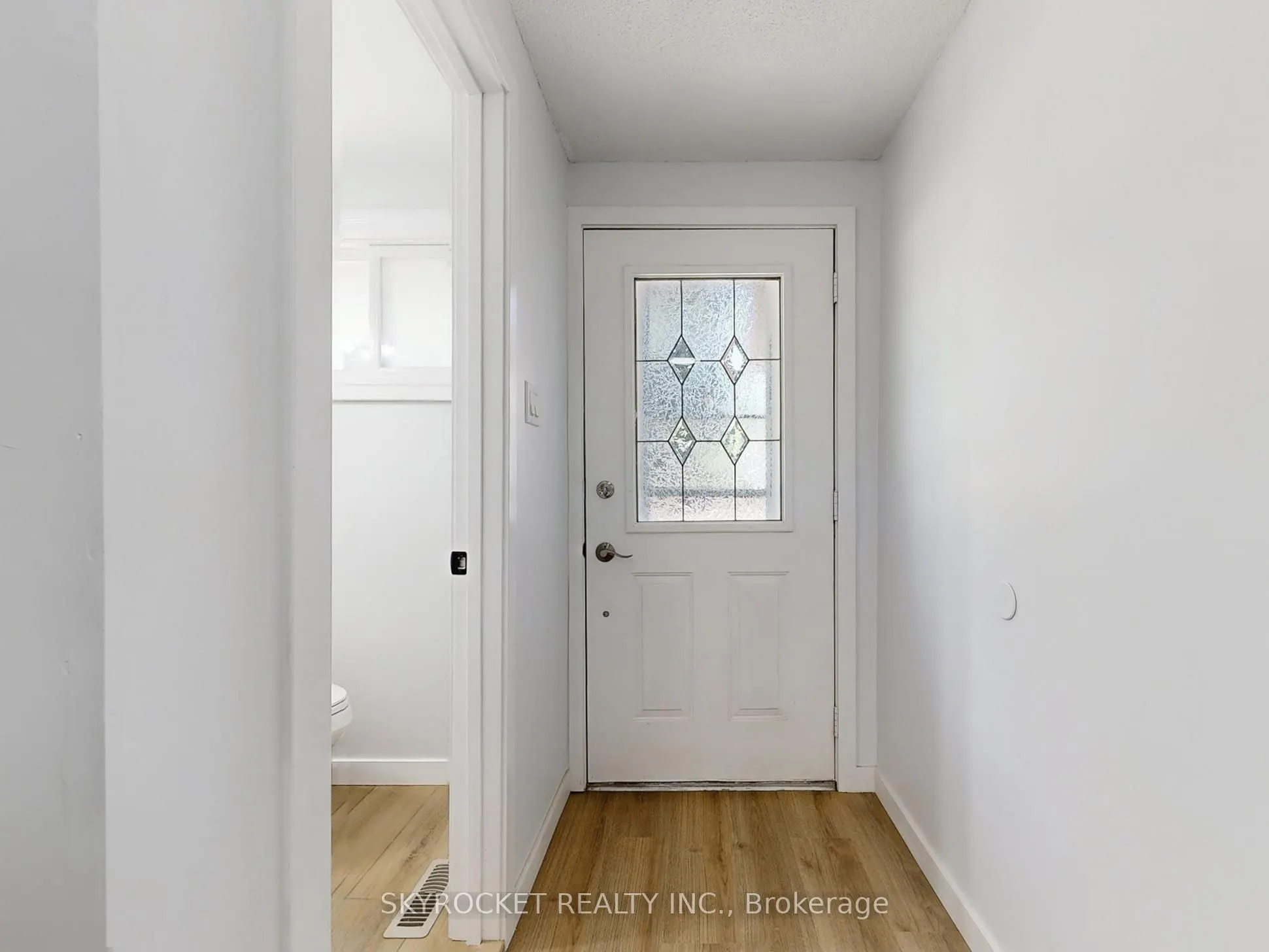 125 Bythia Street