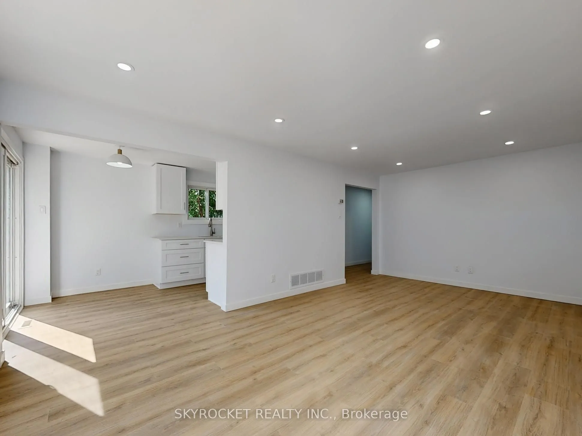 125 Bythia Street