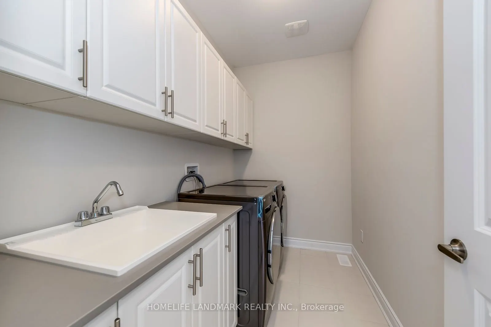 3067 Perkins Way