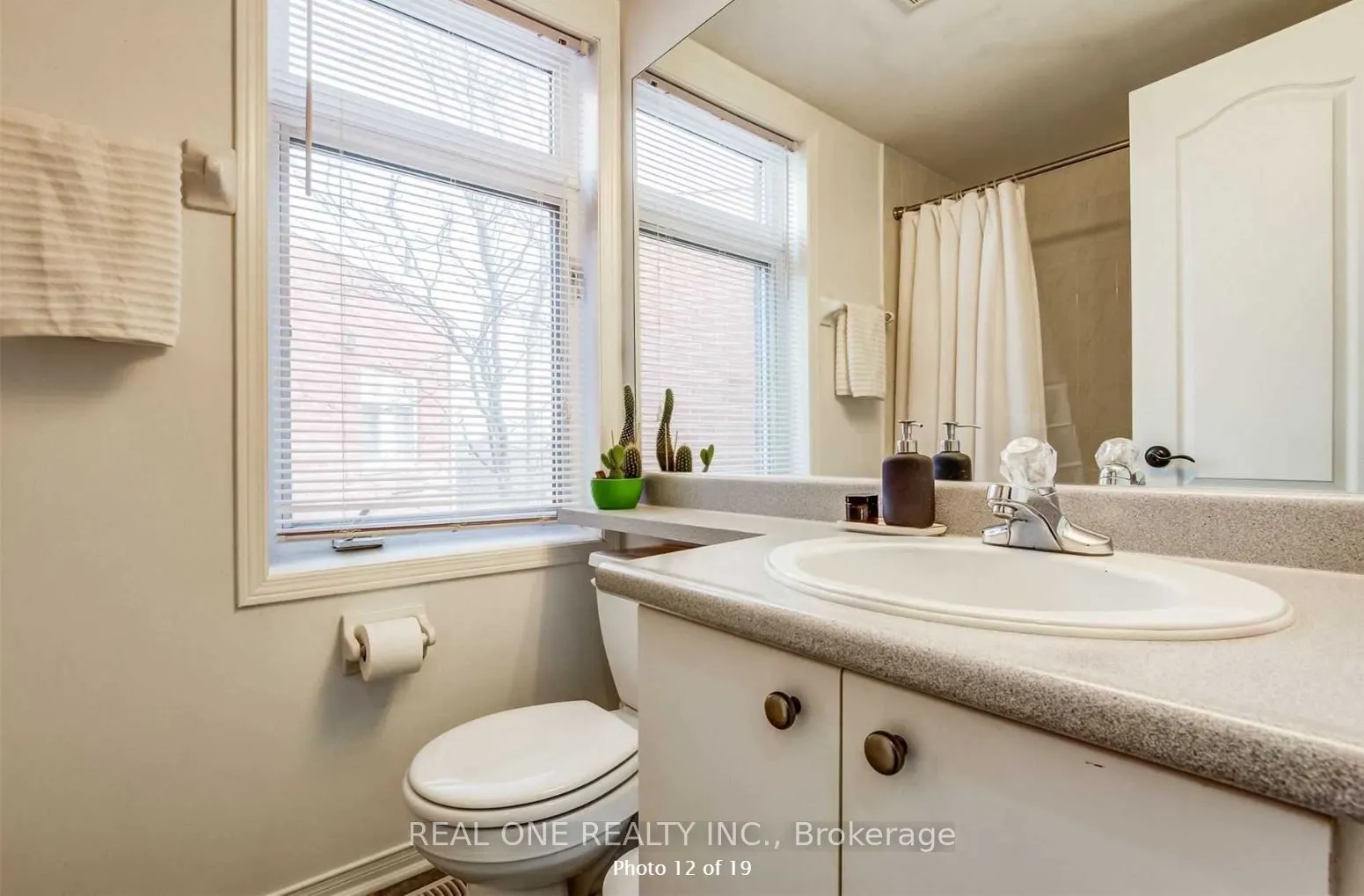 2400 Munn's Avenue, #D