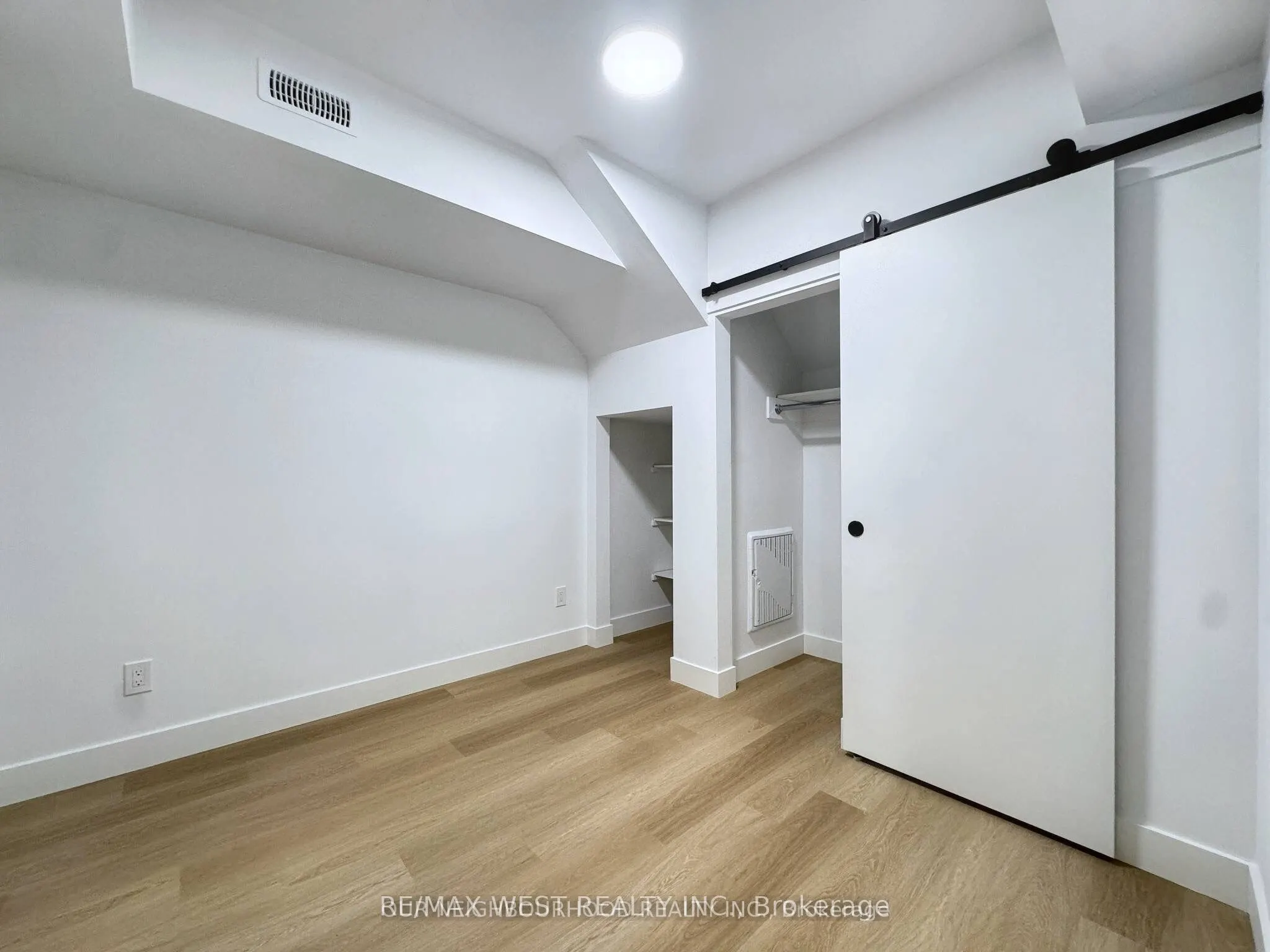 49 Morningside Avenue
