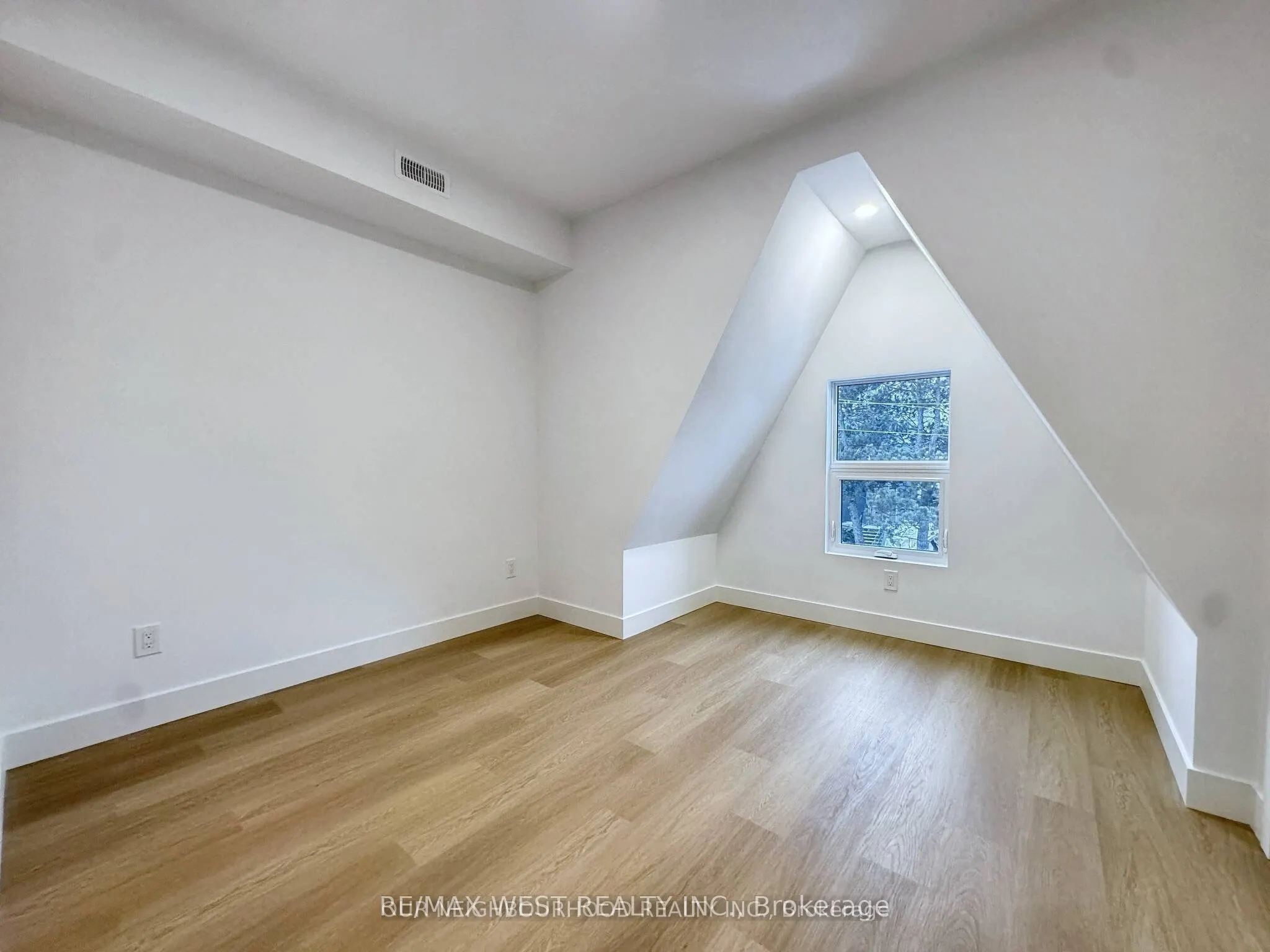 49 Morningside Avenue