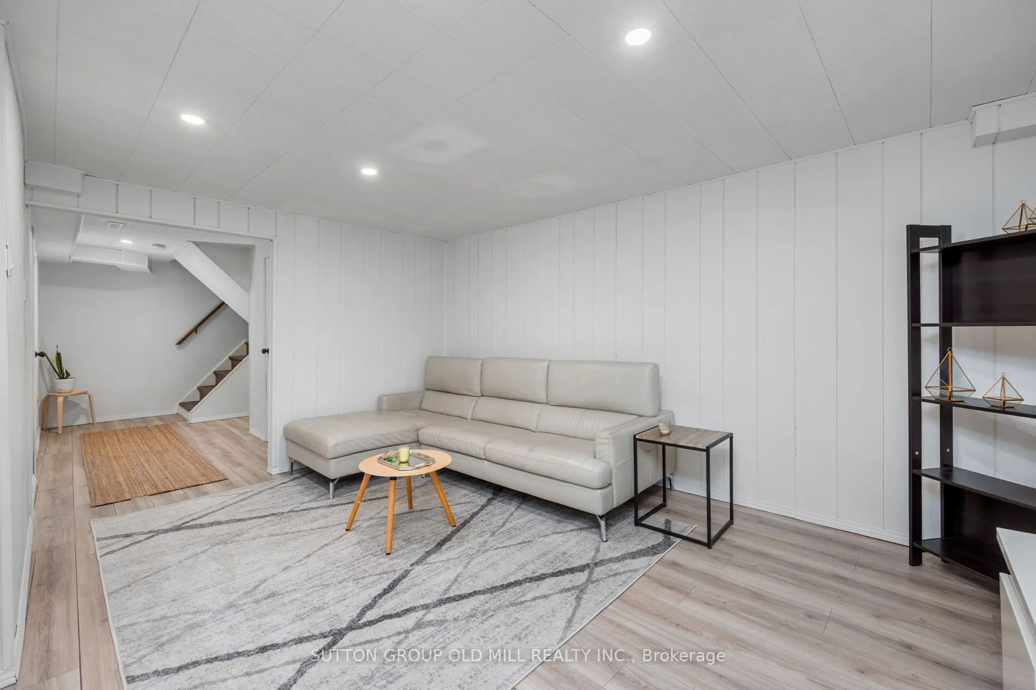 4336 Lee Drive