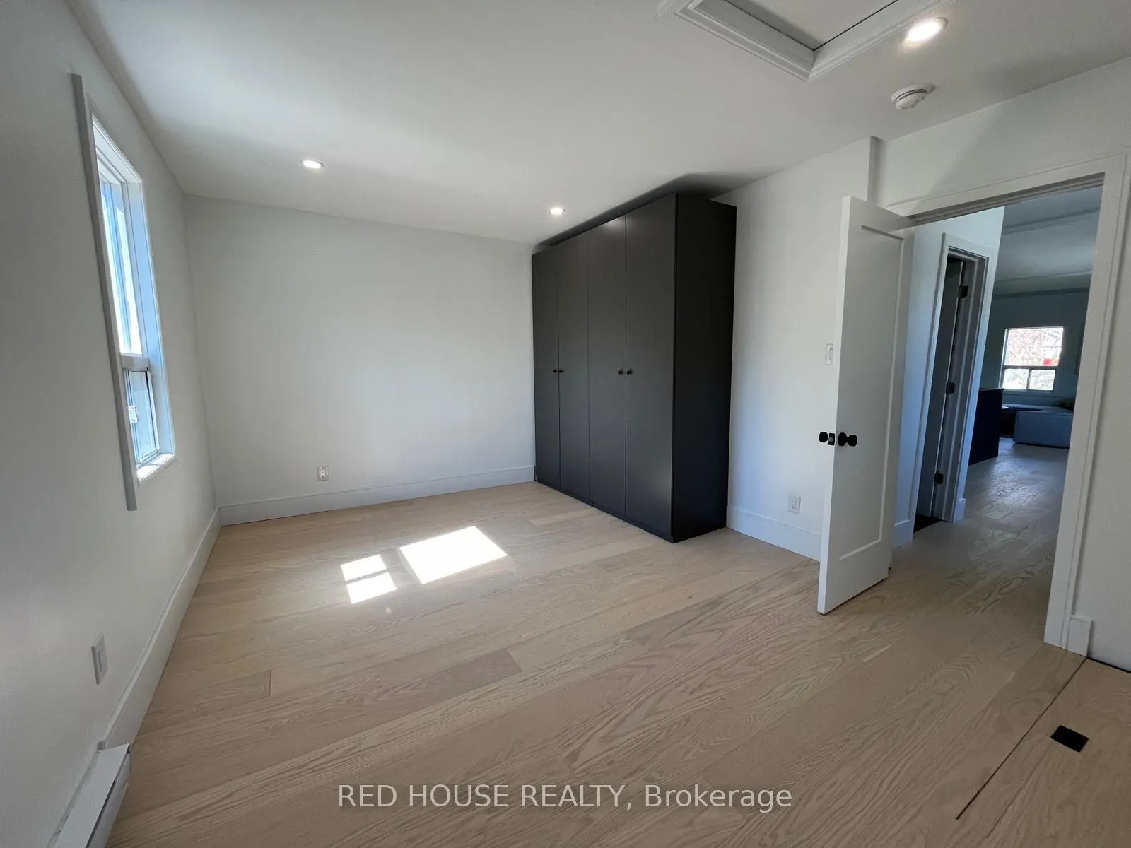 2 Hilldale Road