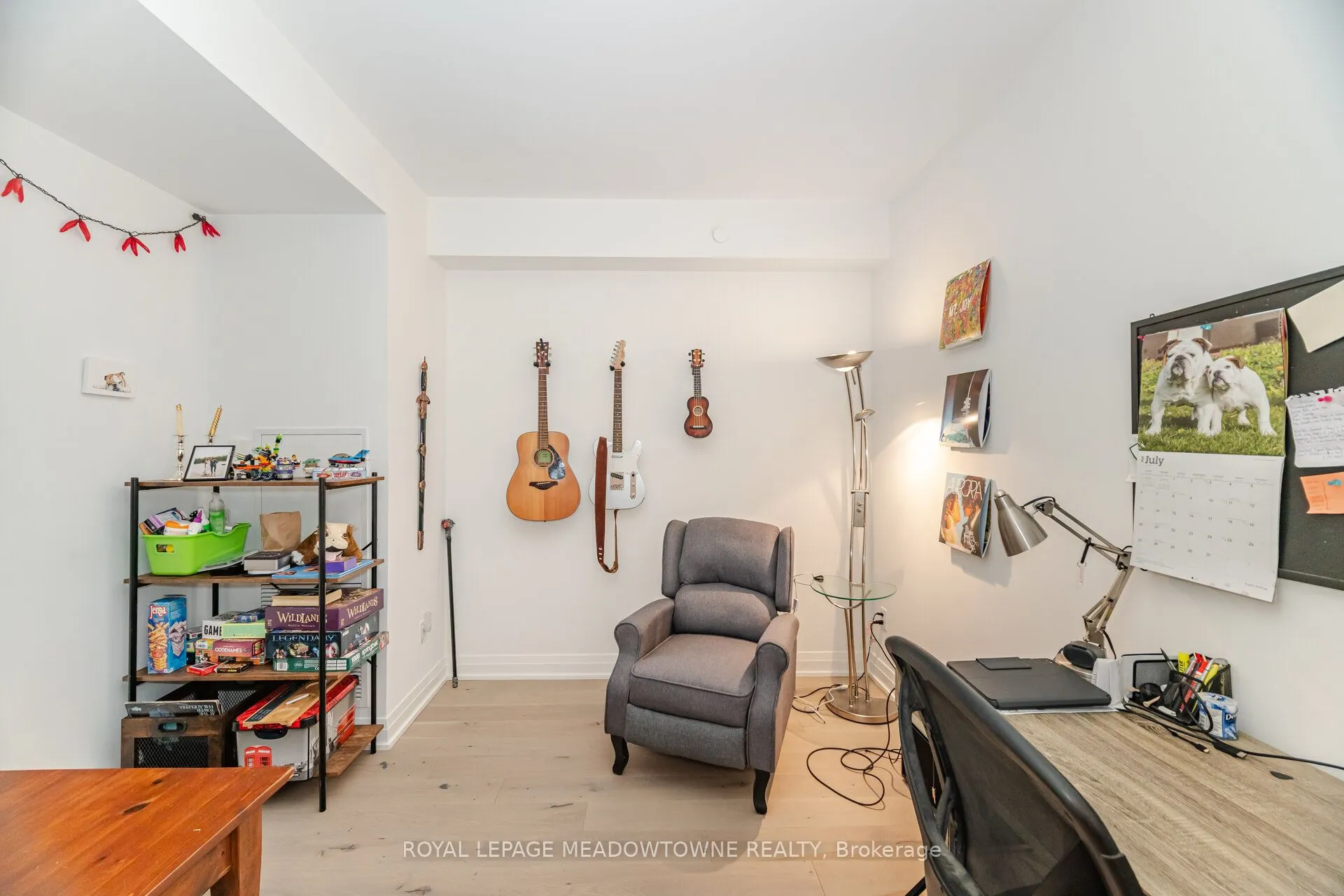 21 Park Street E, #307