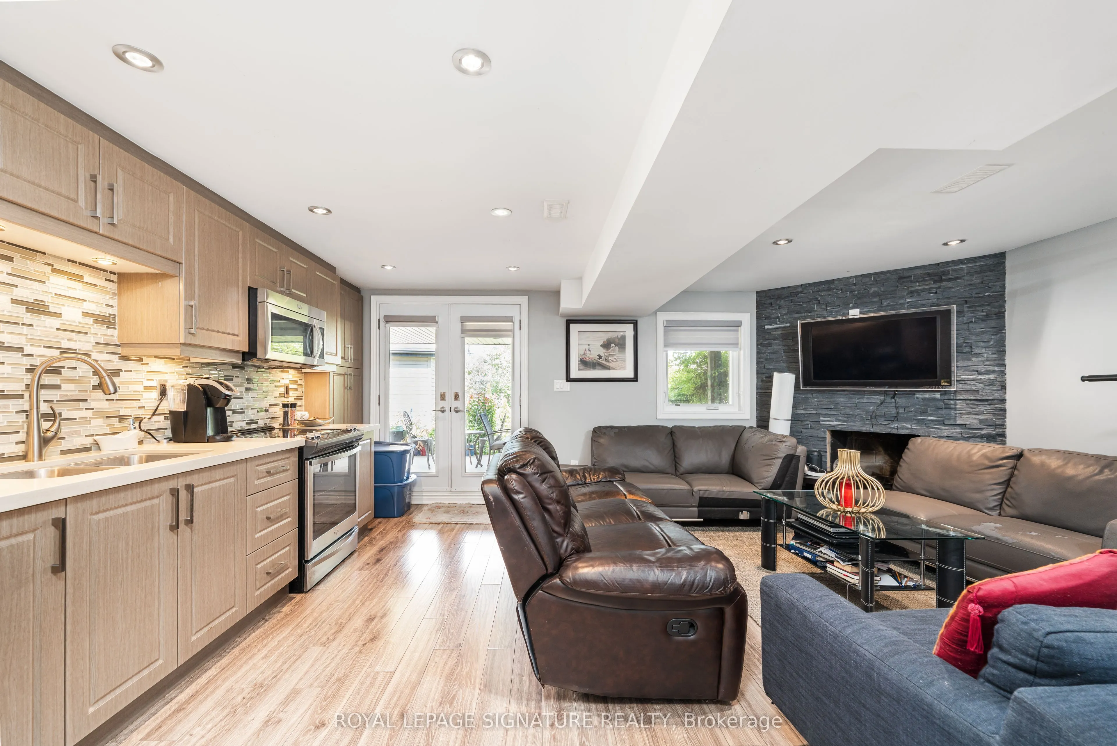 4091 Dursley Crescent