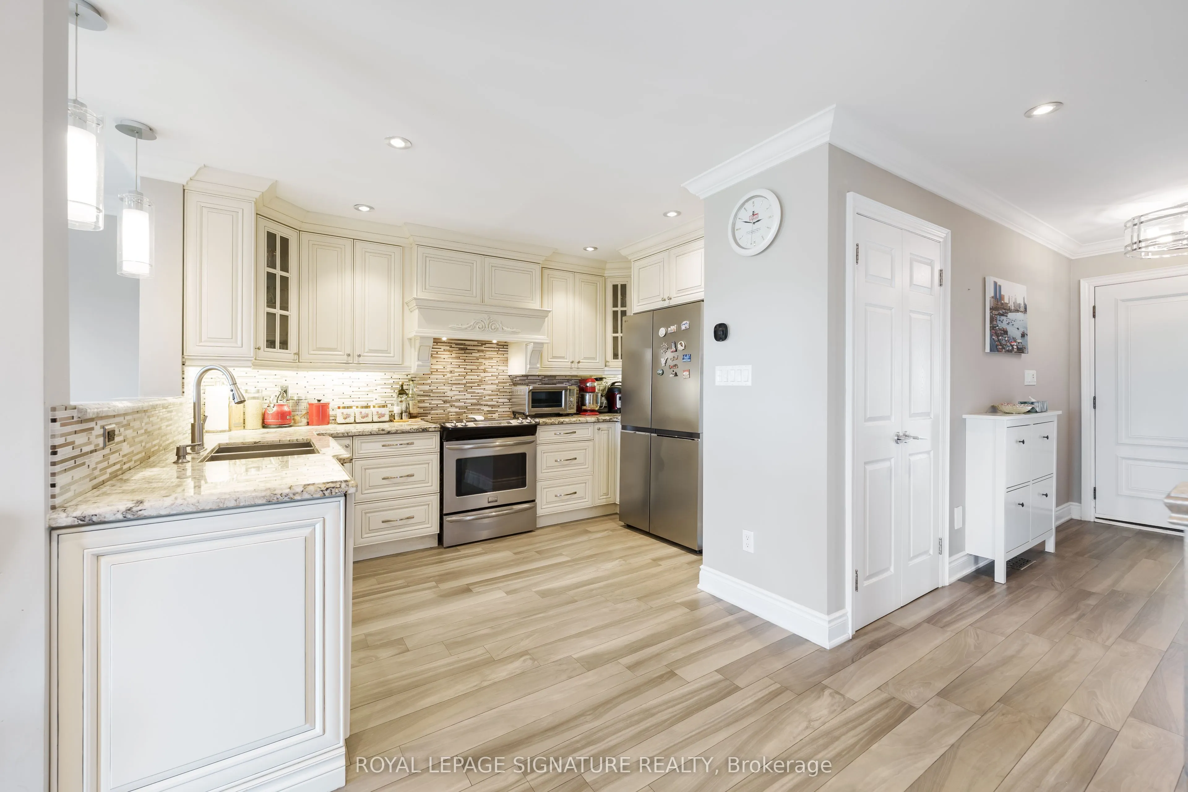 4091 Dursley Crescent
