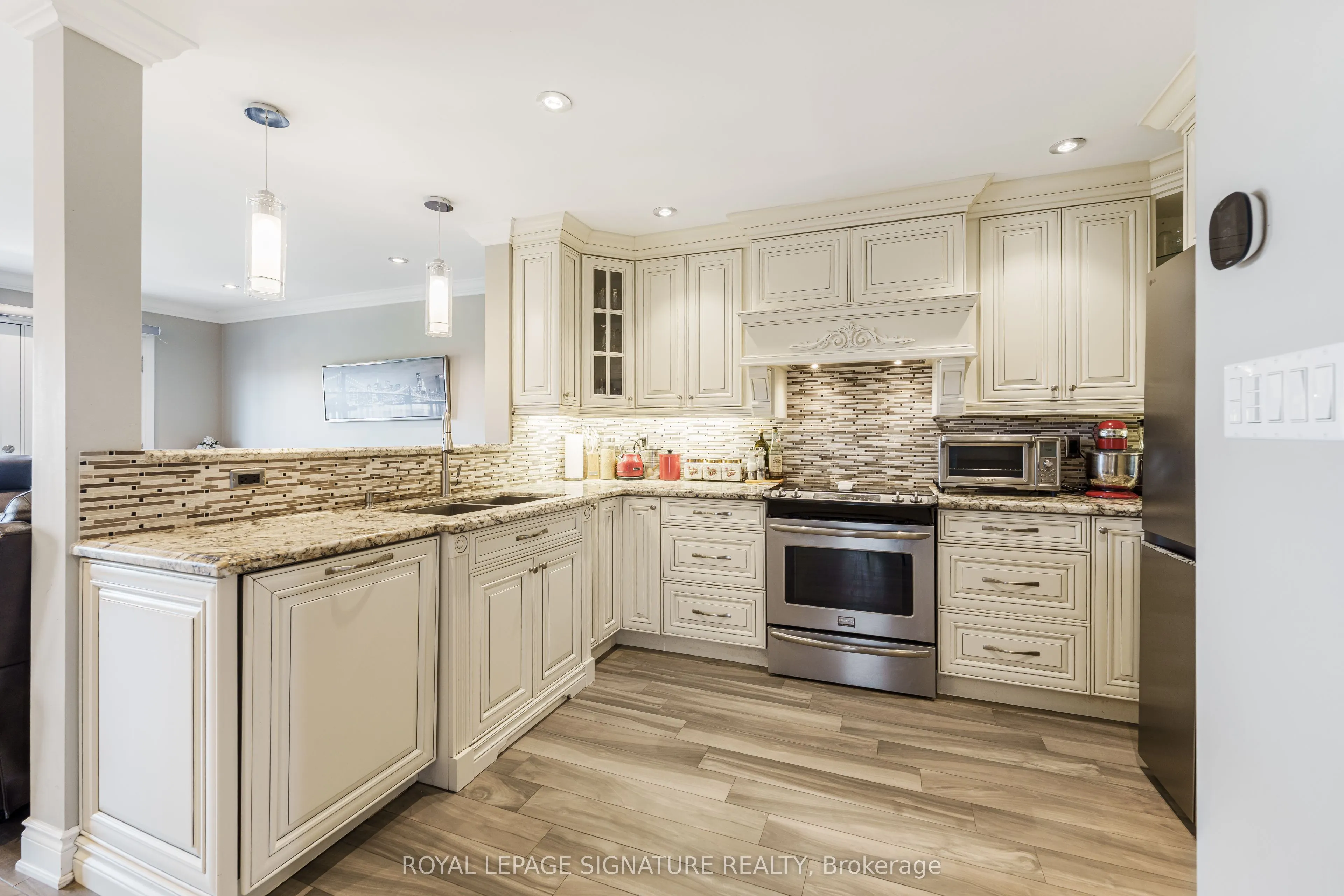 4091 Dursley Crescent