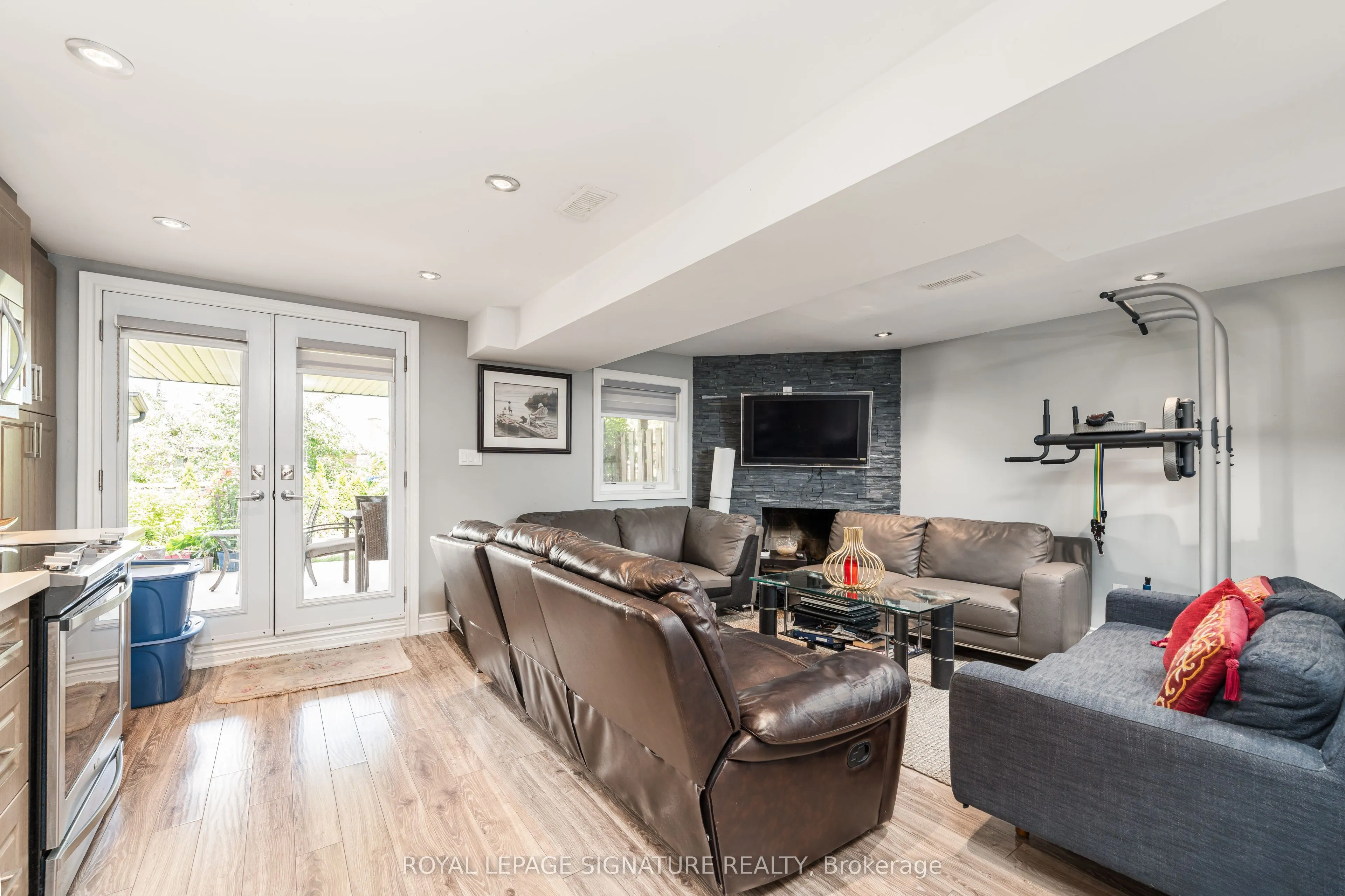 4091 Dursley Crescent