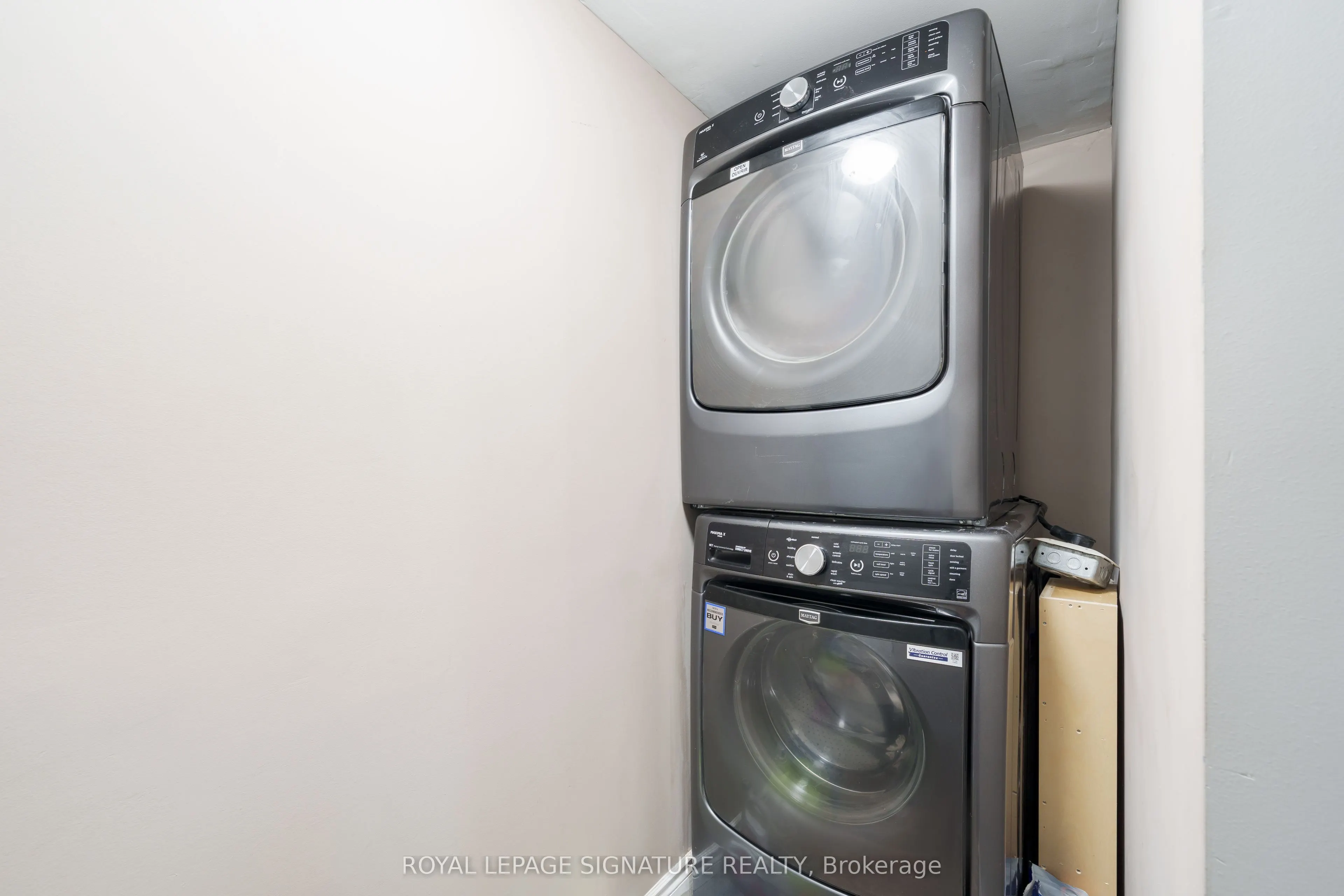 4091 Dursley Crescent