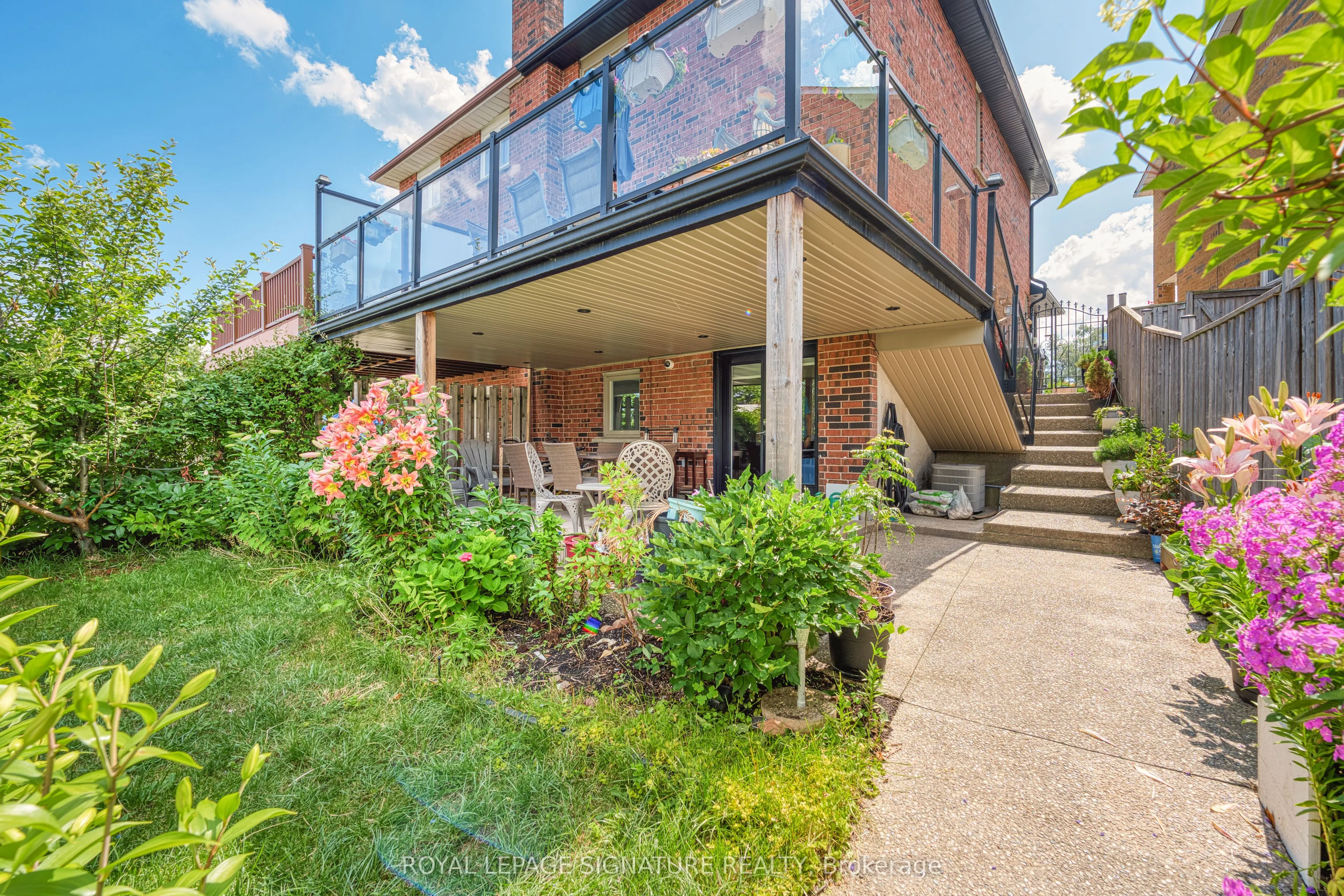 4091 Dursley Crescent