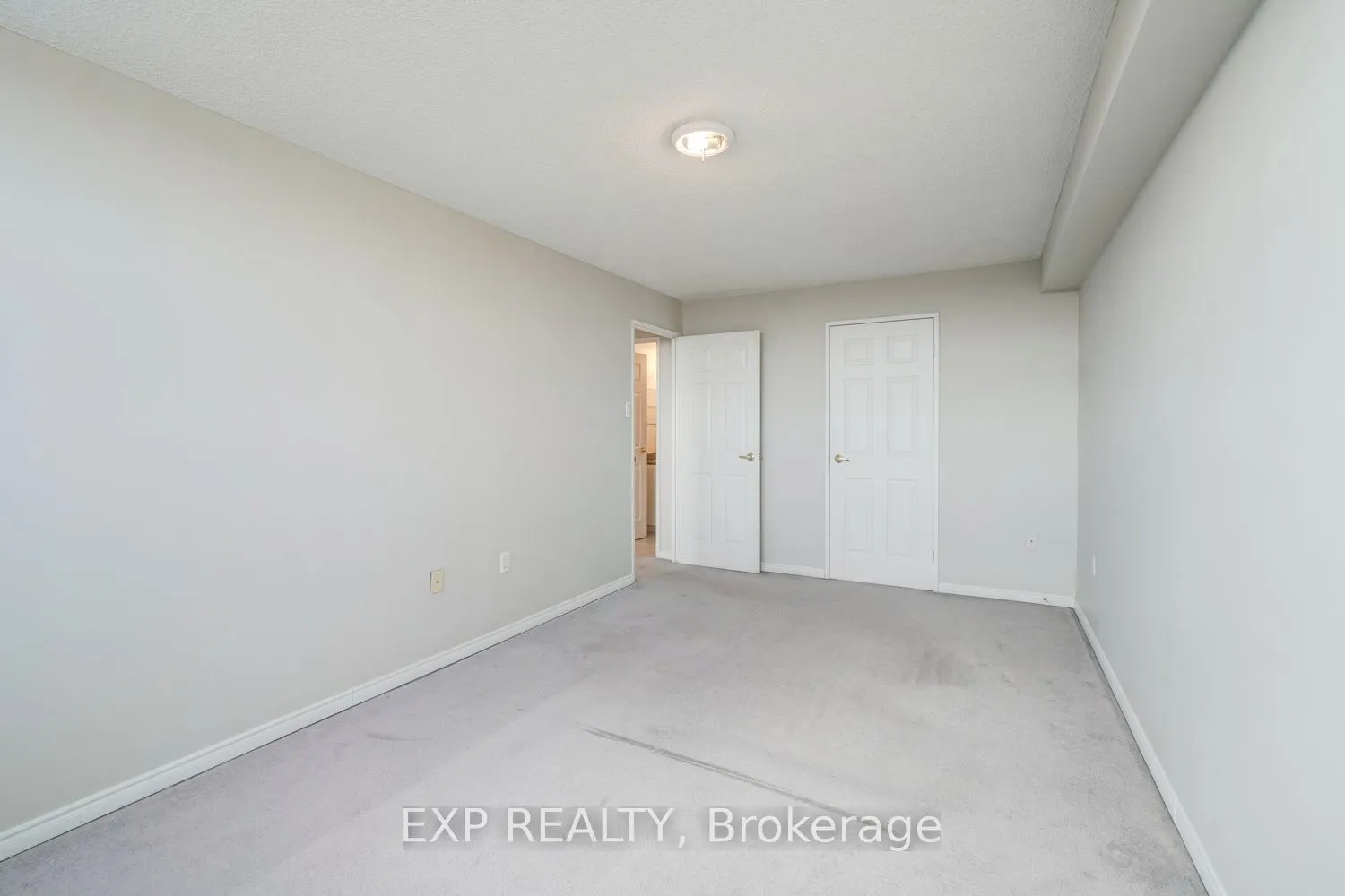 2900 Battleford Road, #604
