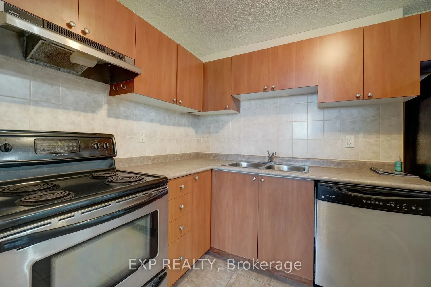 2900 Battleford Road, #604