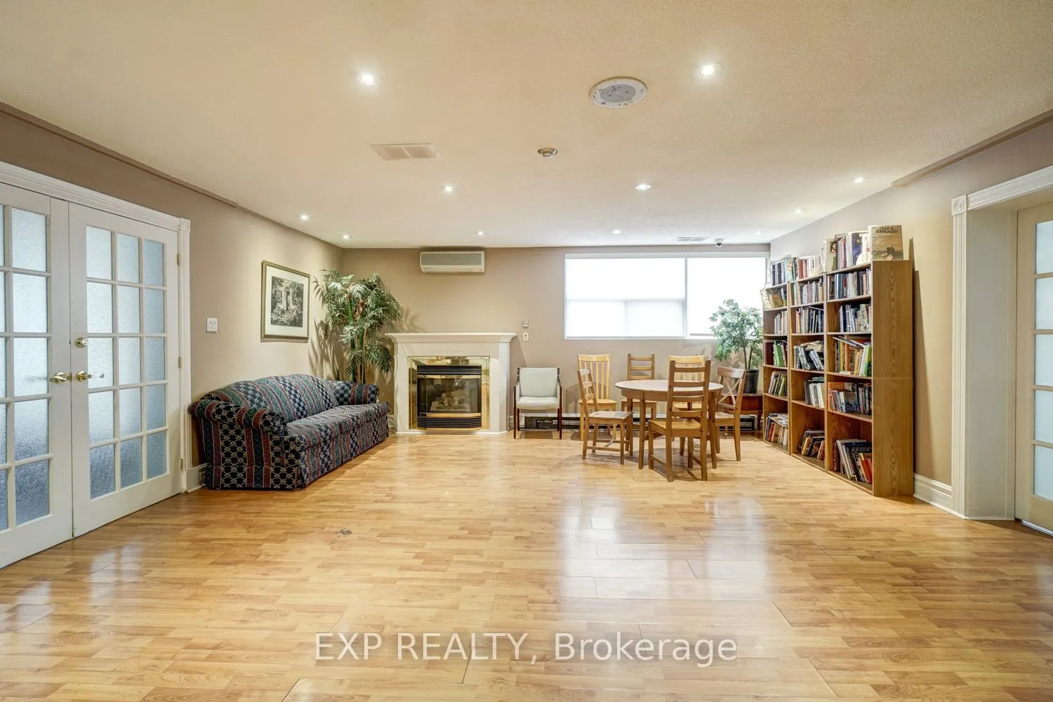2900 Battleford Road, #604
