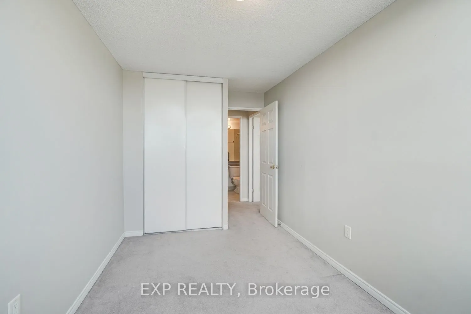2900 Battleford Road, #604