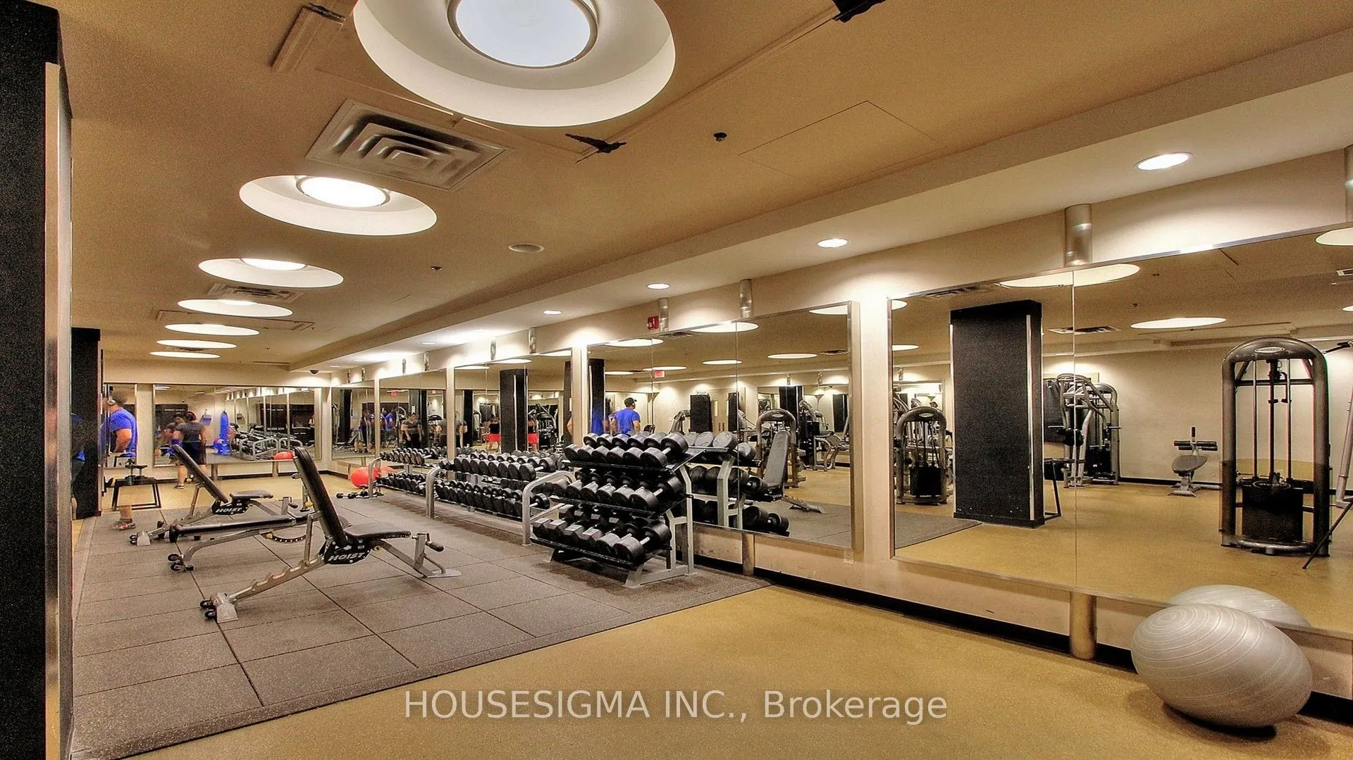 80 Absolute Avenue, #1303
